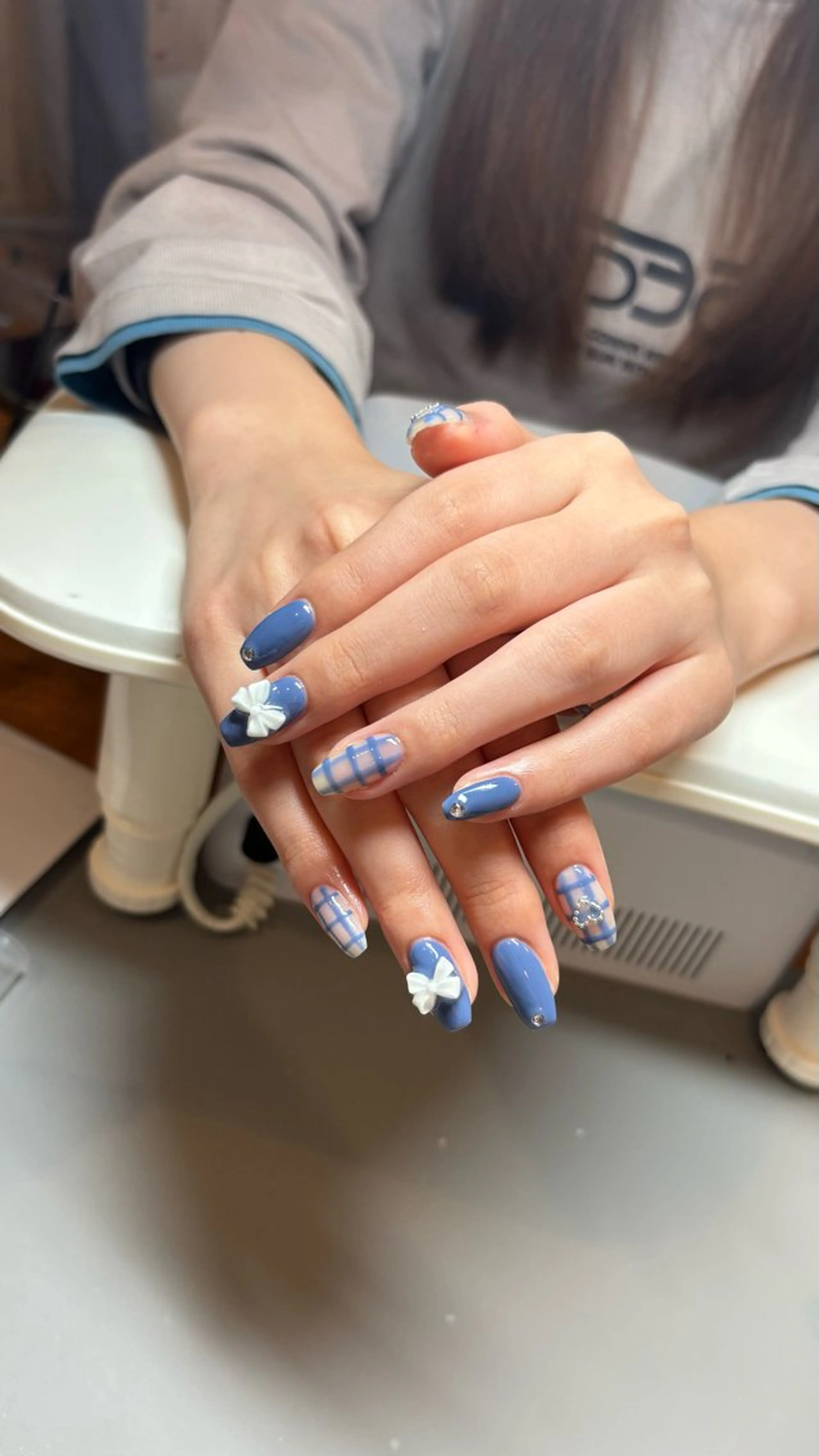 ネイル ブルー 持ち込み ハンドネイル Lily Nailのネイルデザイン