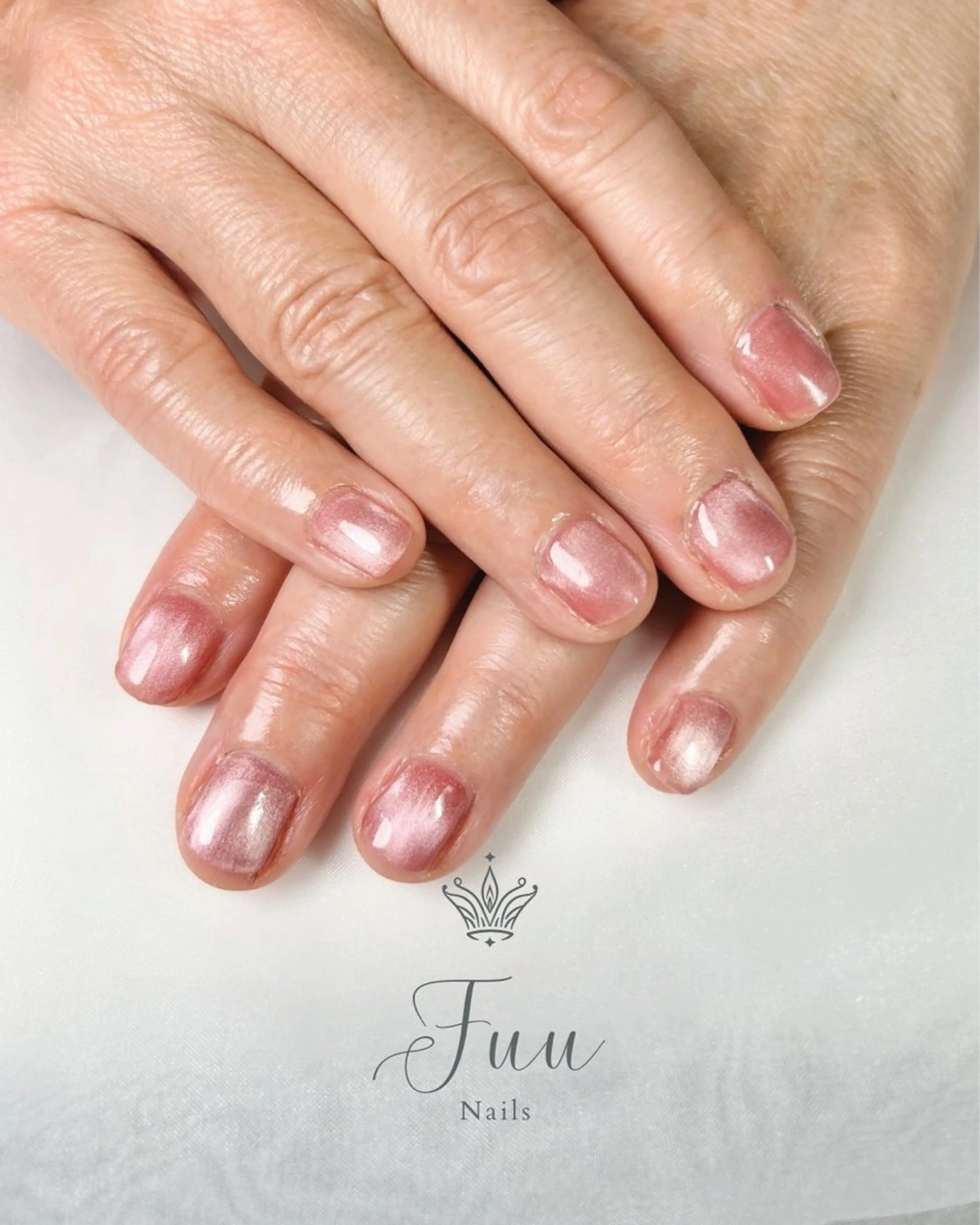 ネイル アートネイル マグネットネイル ミラーネイル ニュアンスネイル シンプルネイル ハンドネイル 犬のいるネイルサロン Fuu nailsのネイルデザイン