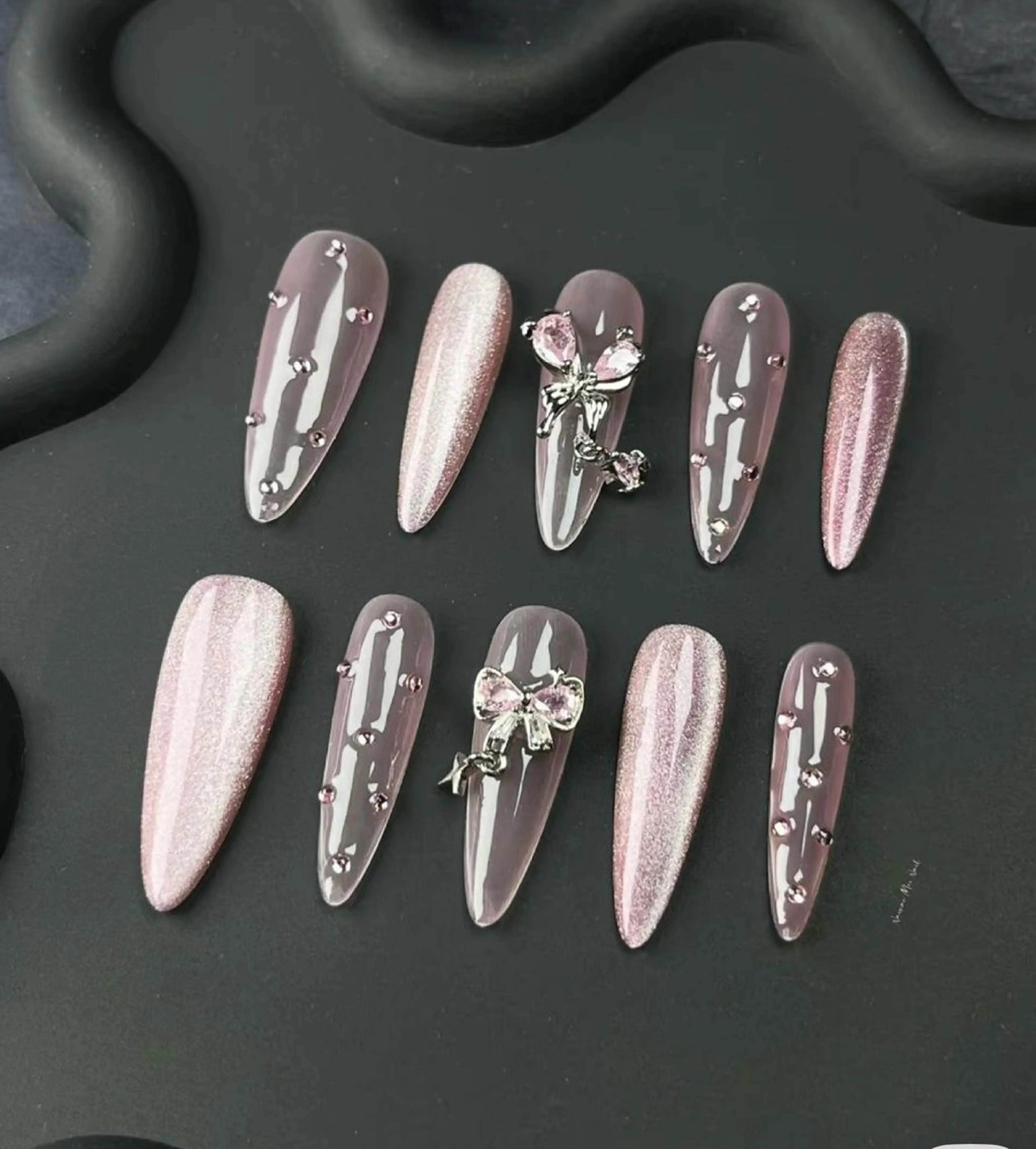 ネイル アートネイル フットネイル フレンチネイル ジェルネイル 韓国ネイル ハンドネイル フットネイル ハンドケア YURI Nail Narita所属・YURI Nail NARITAのネイルデザイン