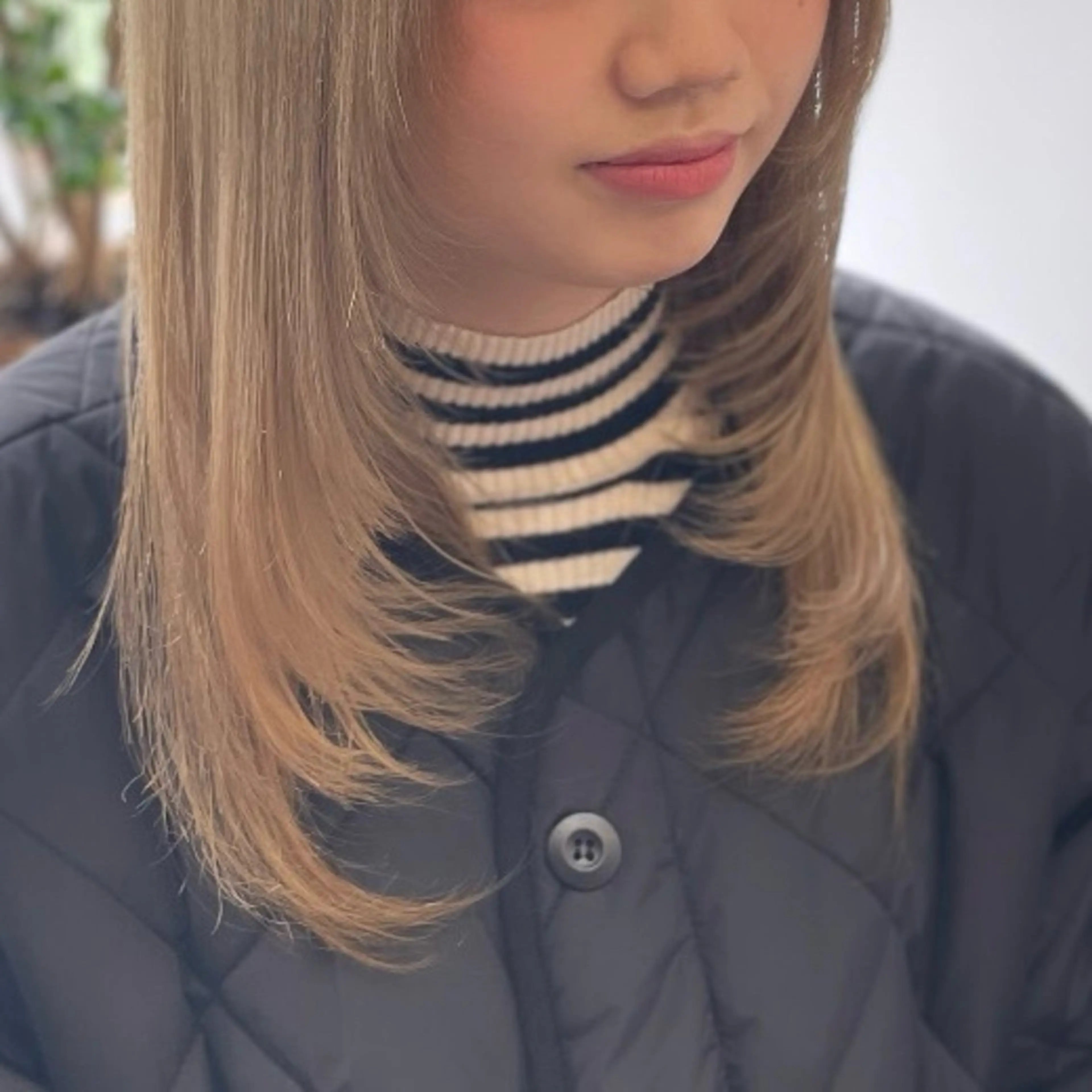 セミロング レイヤーカット カット Rui/透明感カラー 暖色/レイヤーカットのヘアスタイル