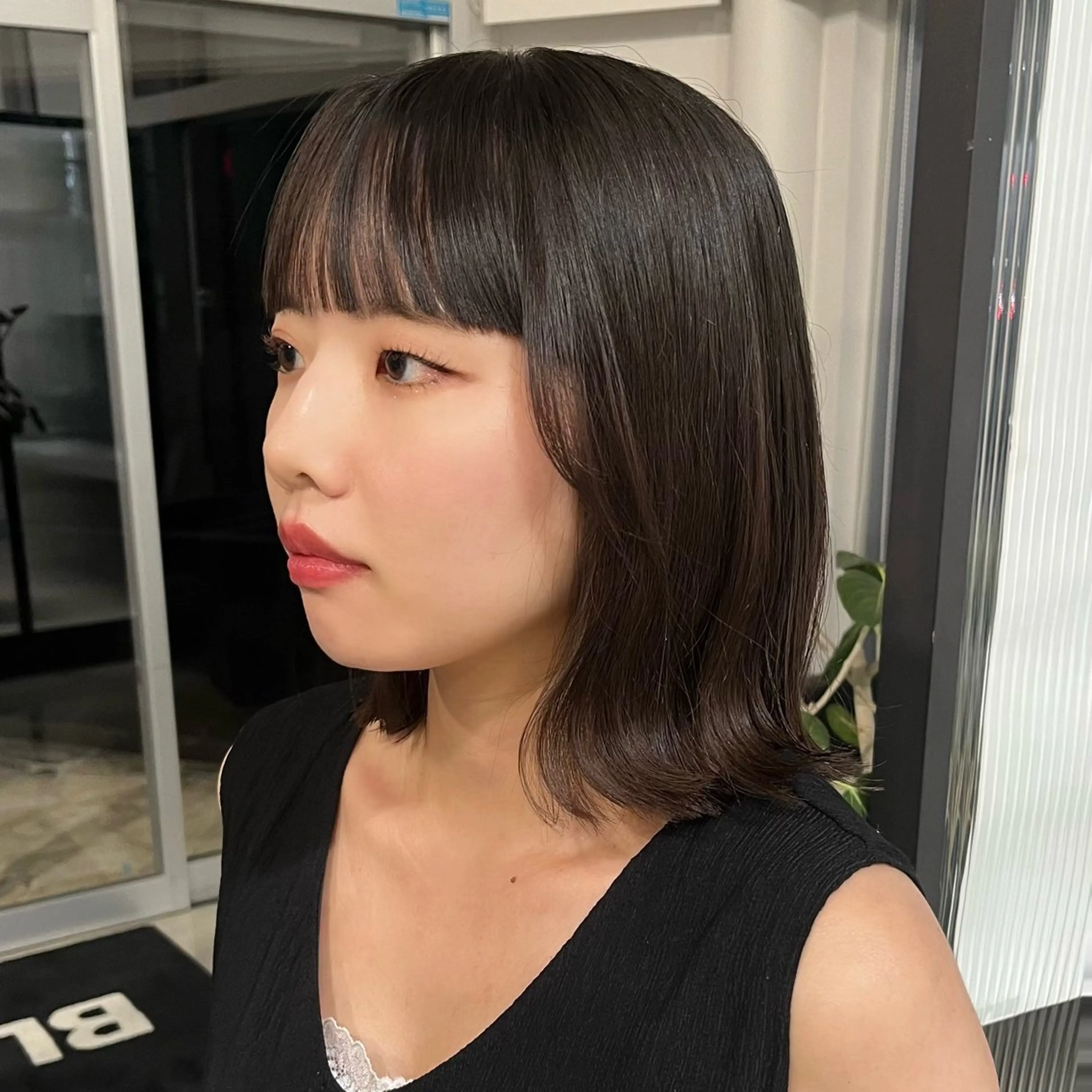 ミディアム カット 縮毛矯正 トリートメント パーマ/レディース カット/伊藤萌のヘアスタイル