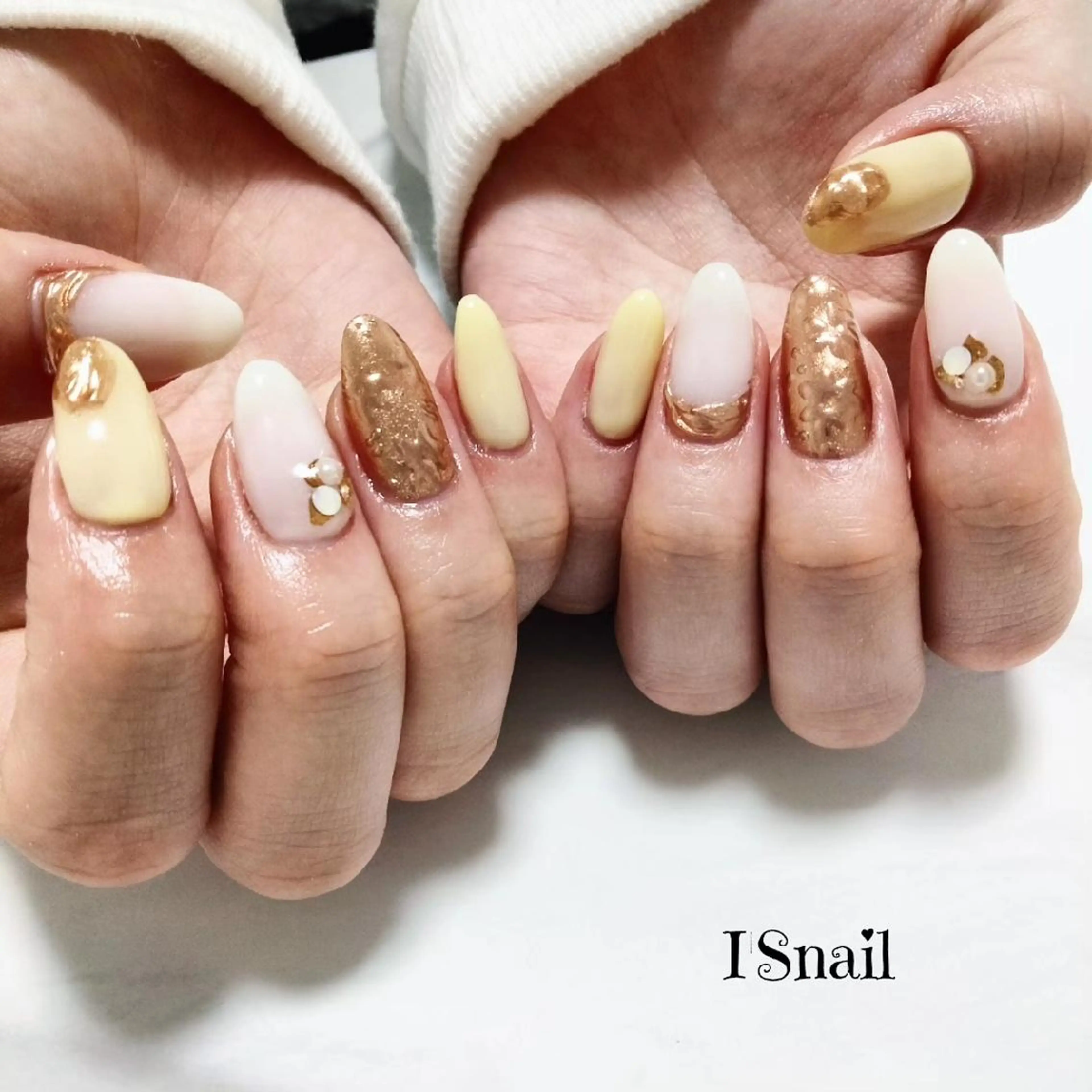 ネイル ミラーネイル I'S nail 佐野のネイルデザイン