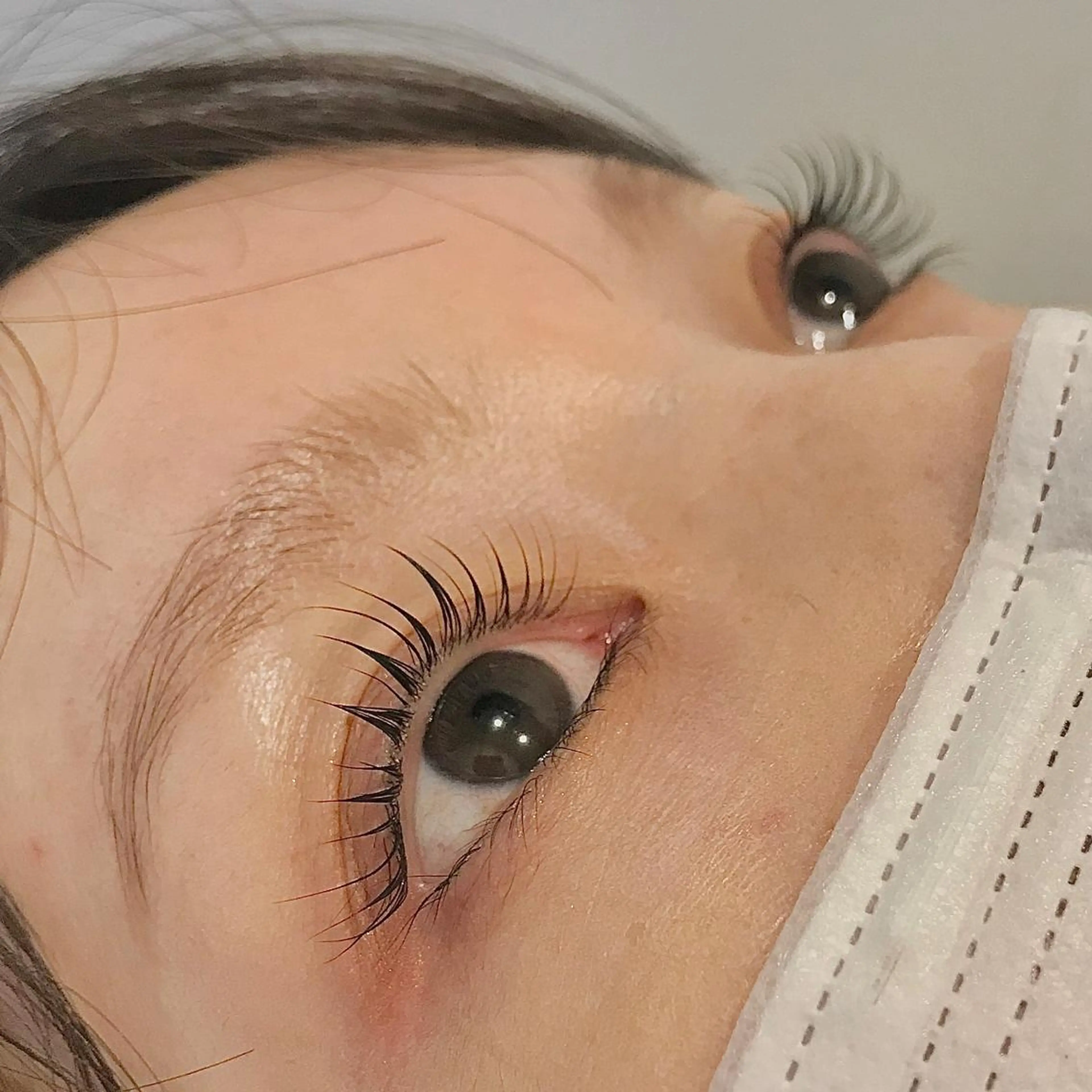 マツエク・マツパ miel大宮店所属・矢部 奈々の眉毛・アイブロウイメージ