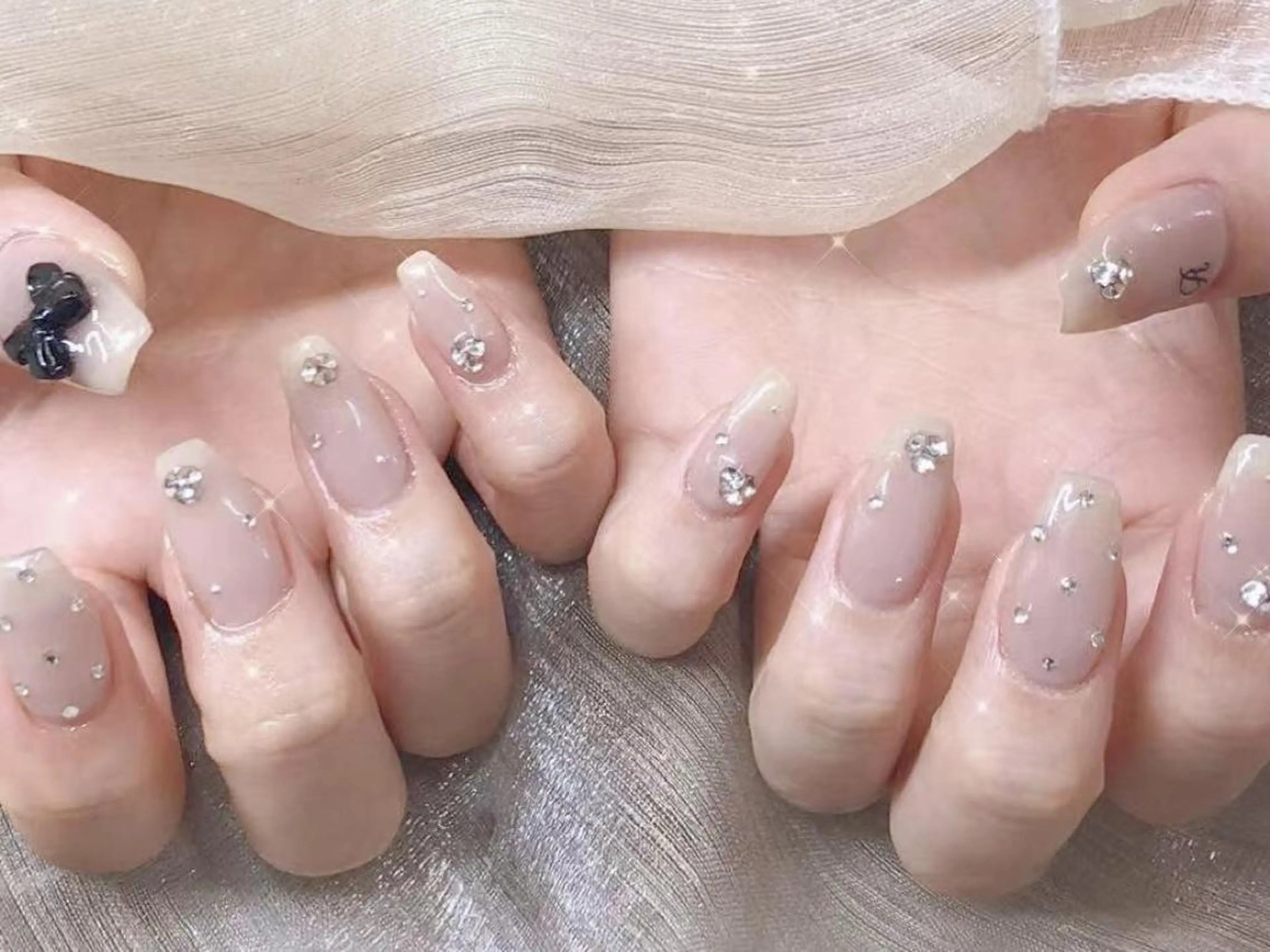 ネイル ハンドネイル 櫻井 ナナのネイルデザイン