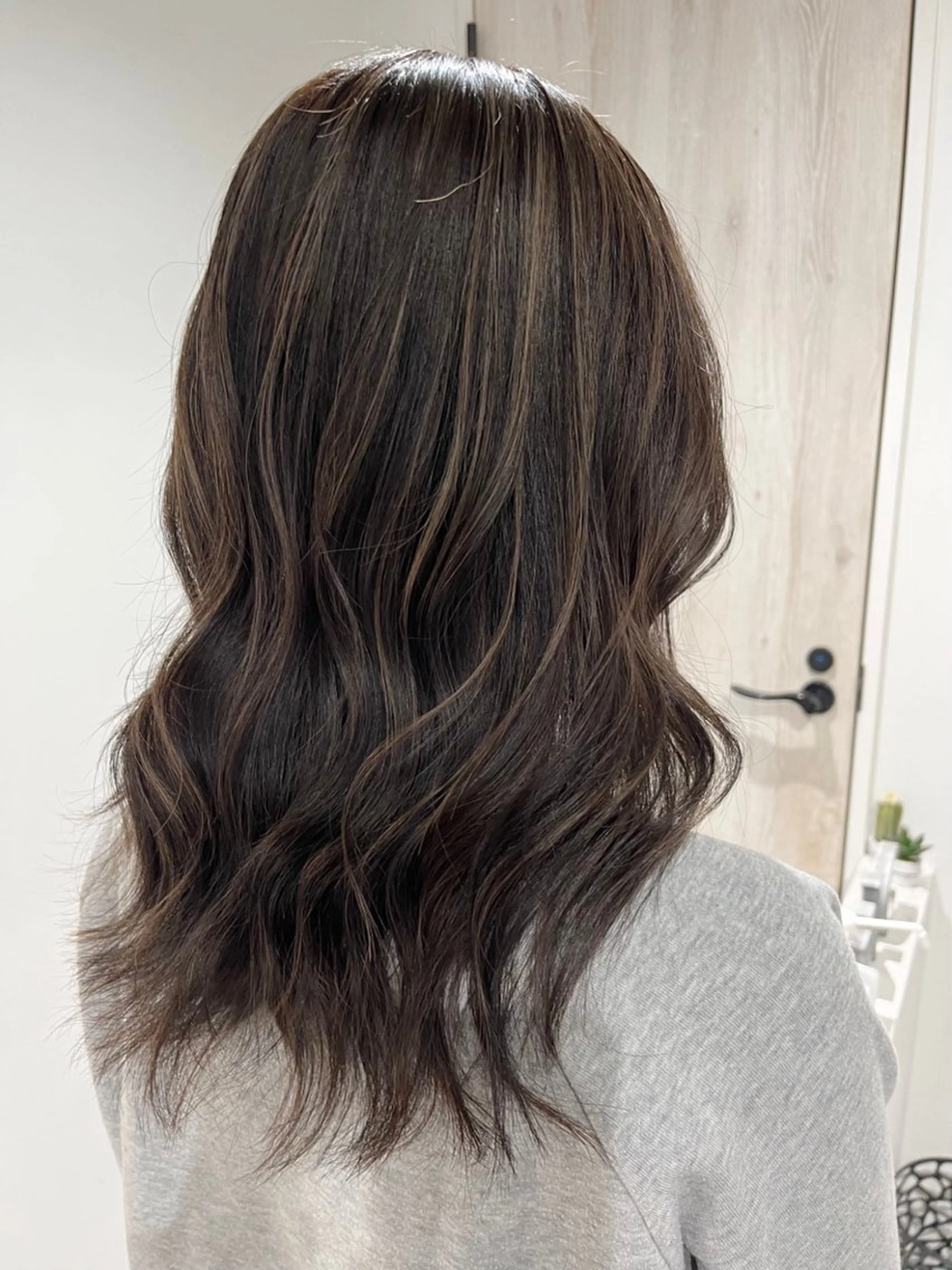 ミディアム ハイライト inc新小岩 🌱MANAMIのヘアスタイル