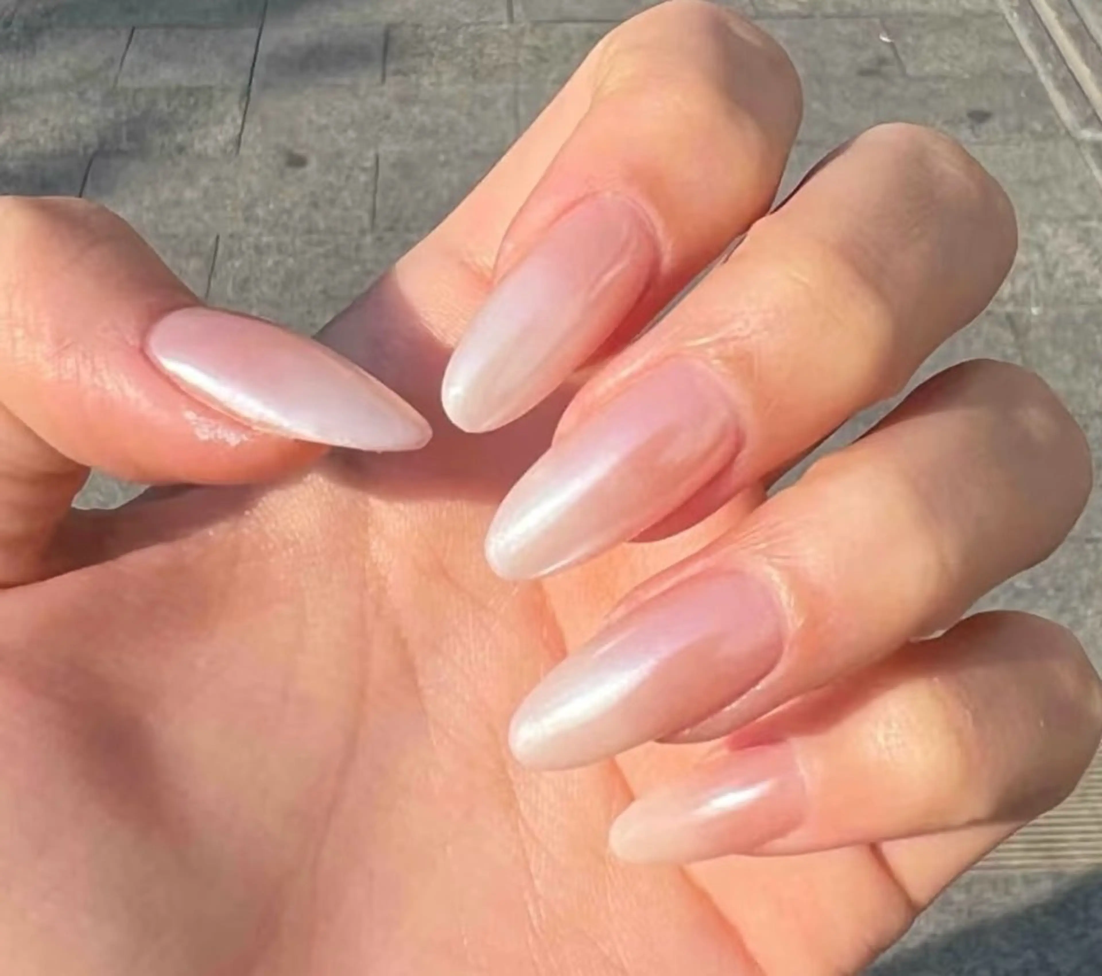 ネイル 高木 維麗絲のネイルデザイン