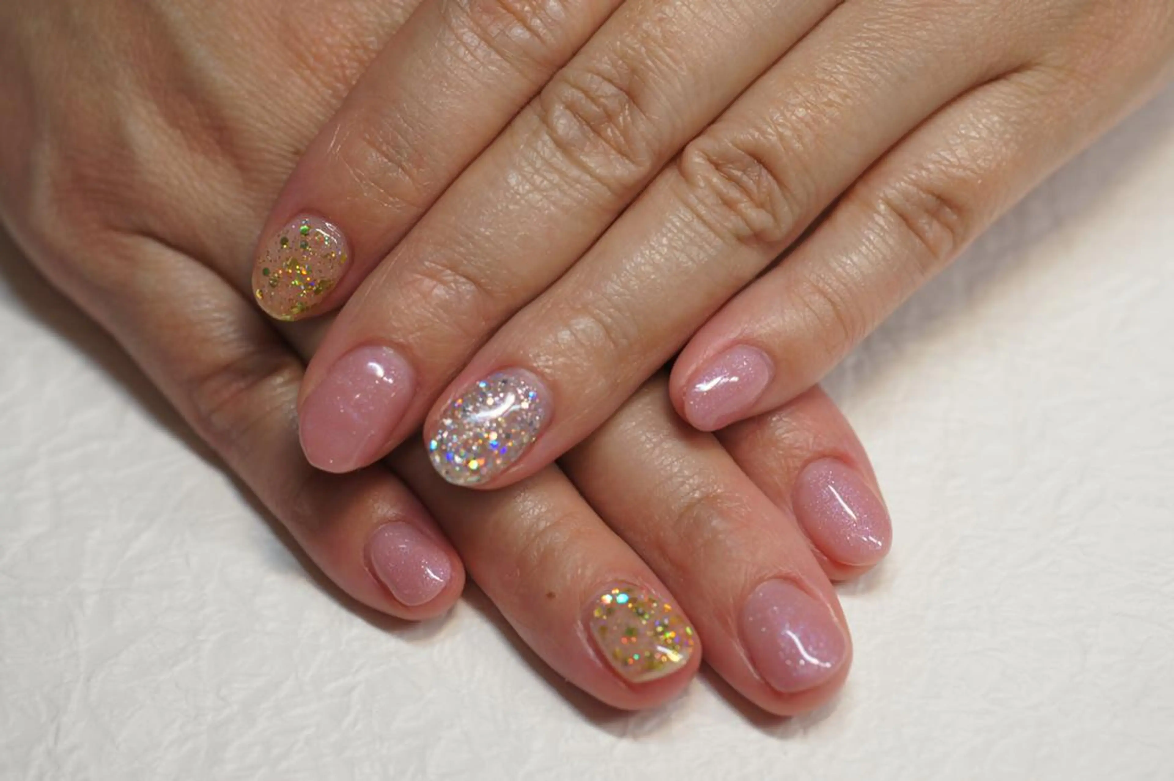 ネイル キラキラネイル ピンク nails muu まゆのネイルデザイン