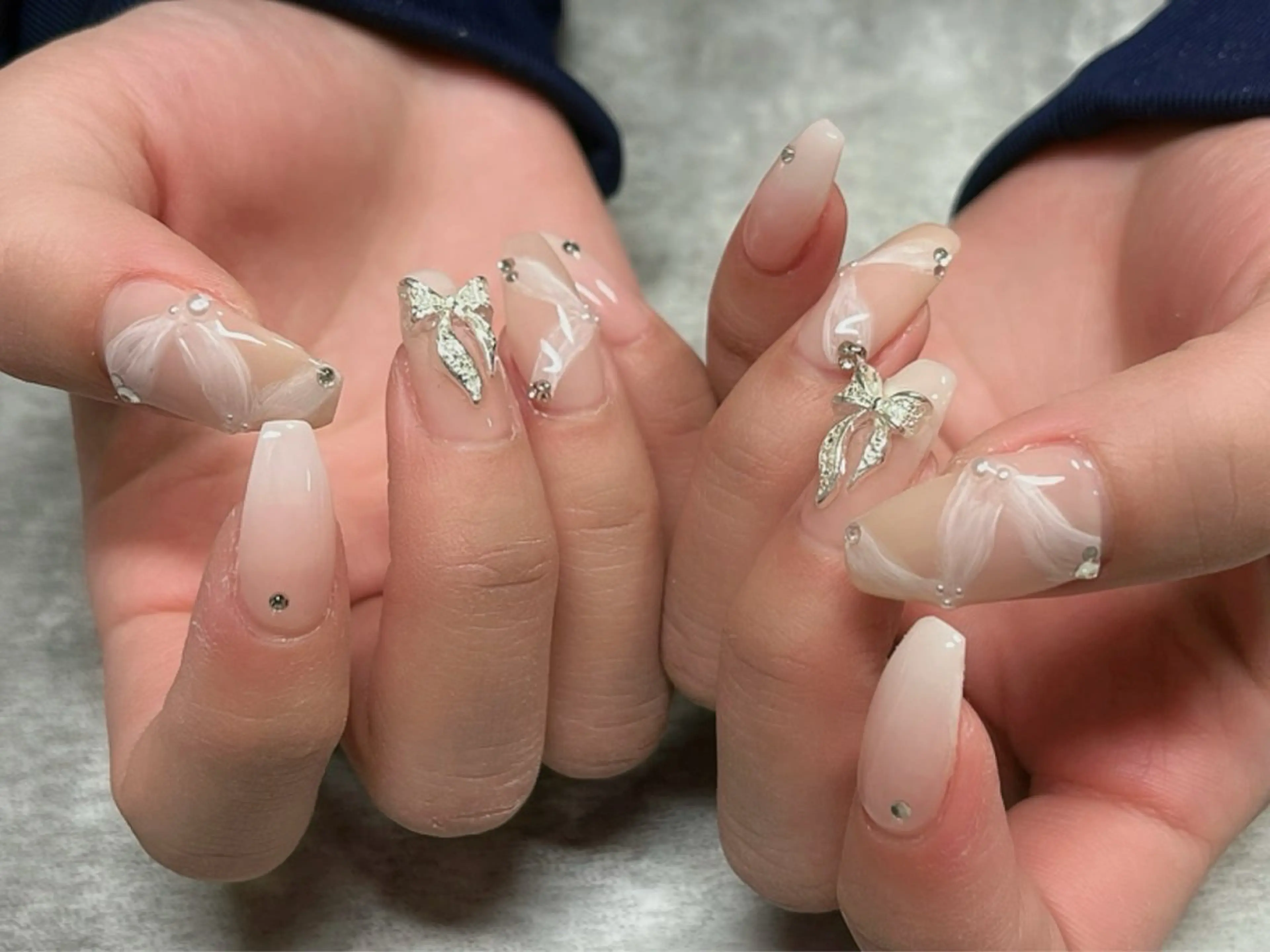 ネイル ハンドネイル Protea きぬがわ らむのネイルデザイン