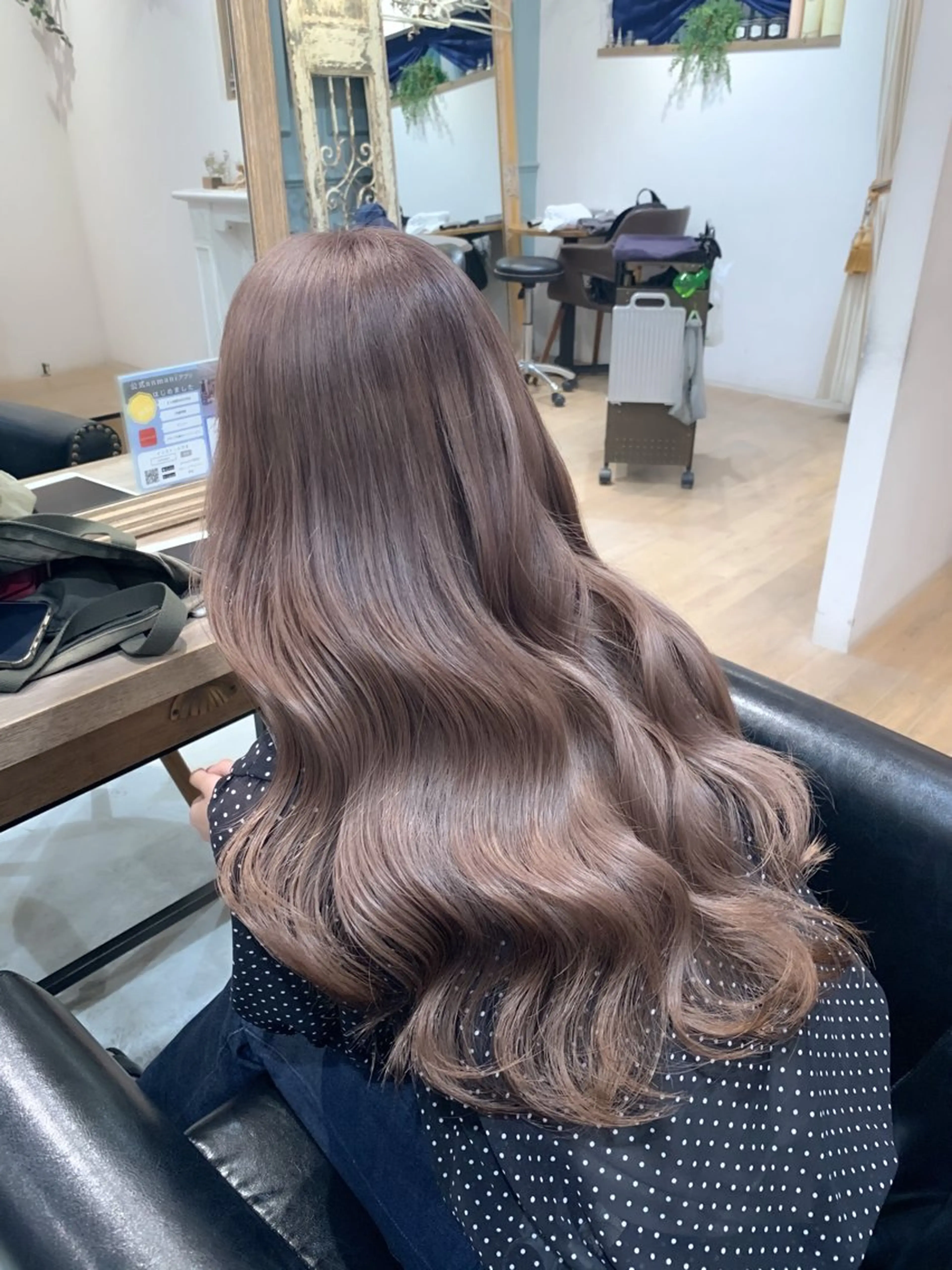 カラー 艶カラー🫧 猿渡 響のヘアスタイル