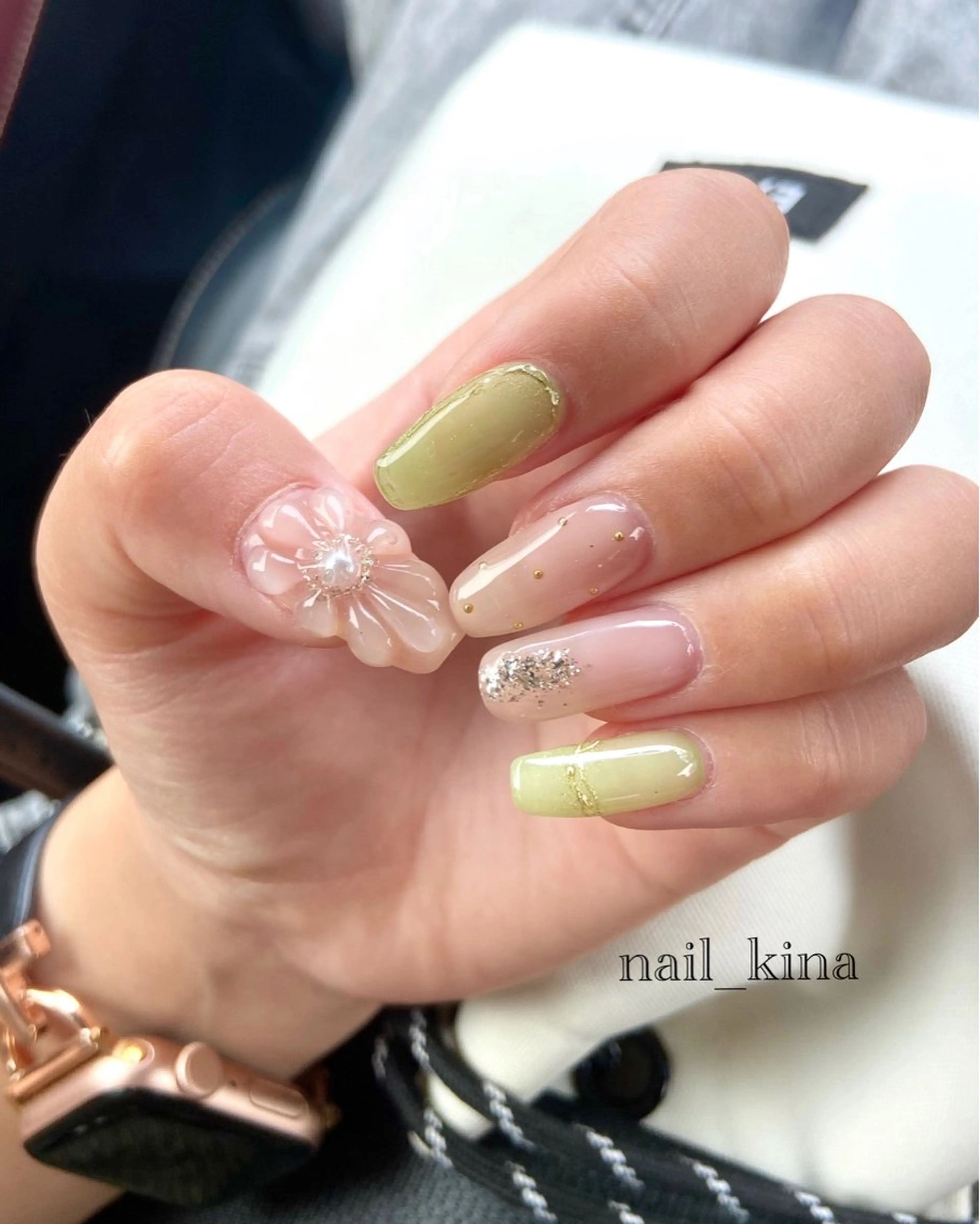 ネイル フラワーネイル ぷっくりネイル nail_ kinaのネイルデザイン