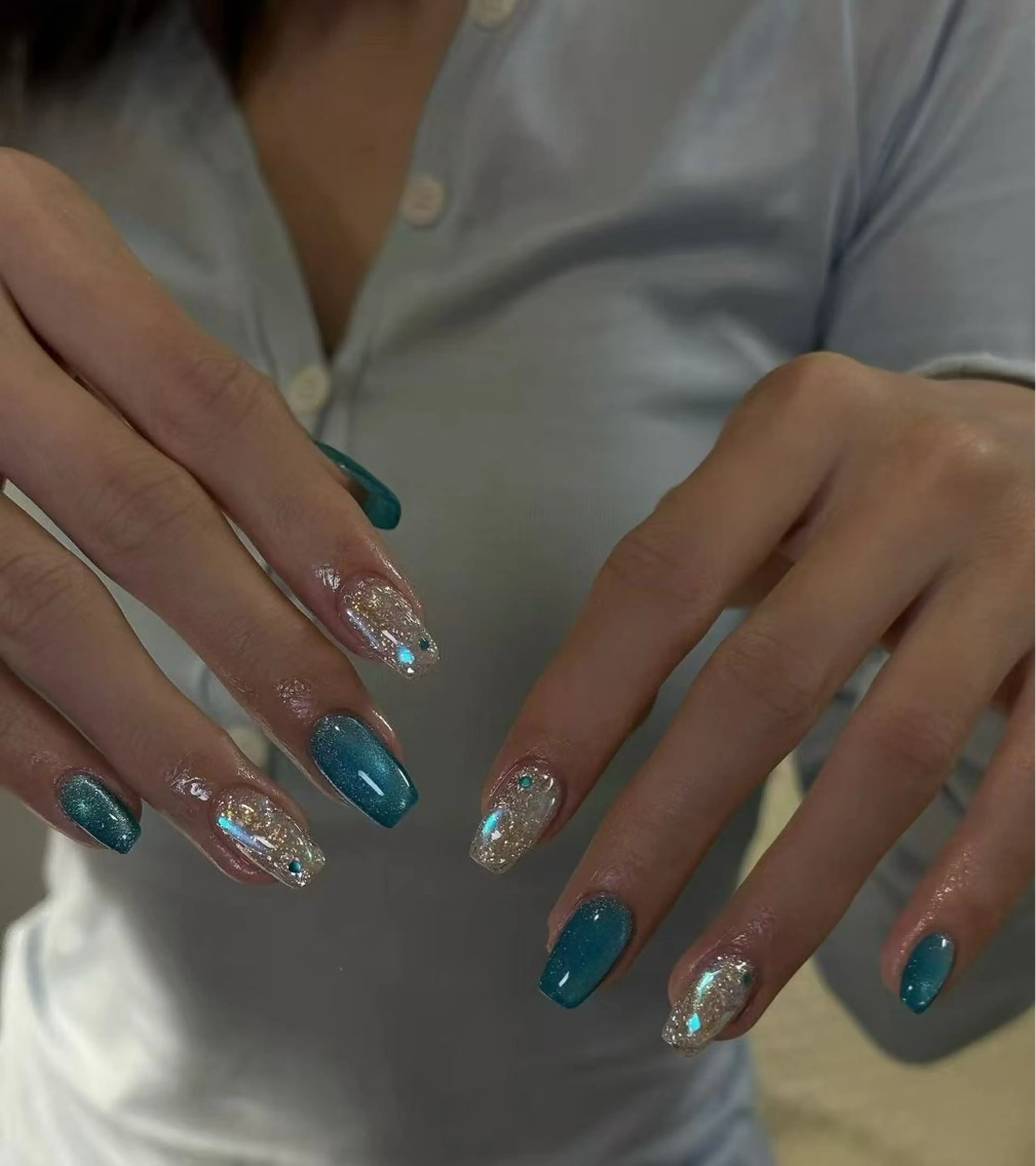 ネイル オーロラネイル フラワーネイル フットネイル フレンチネイル ジェルネイル ハンドネイル ハンドケア BabyYouMi nailのネイルデザイン