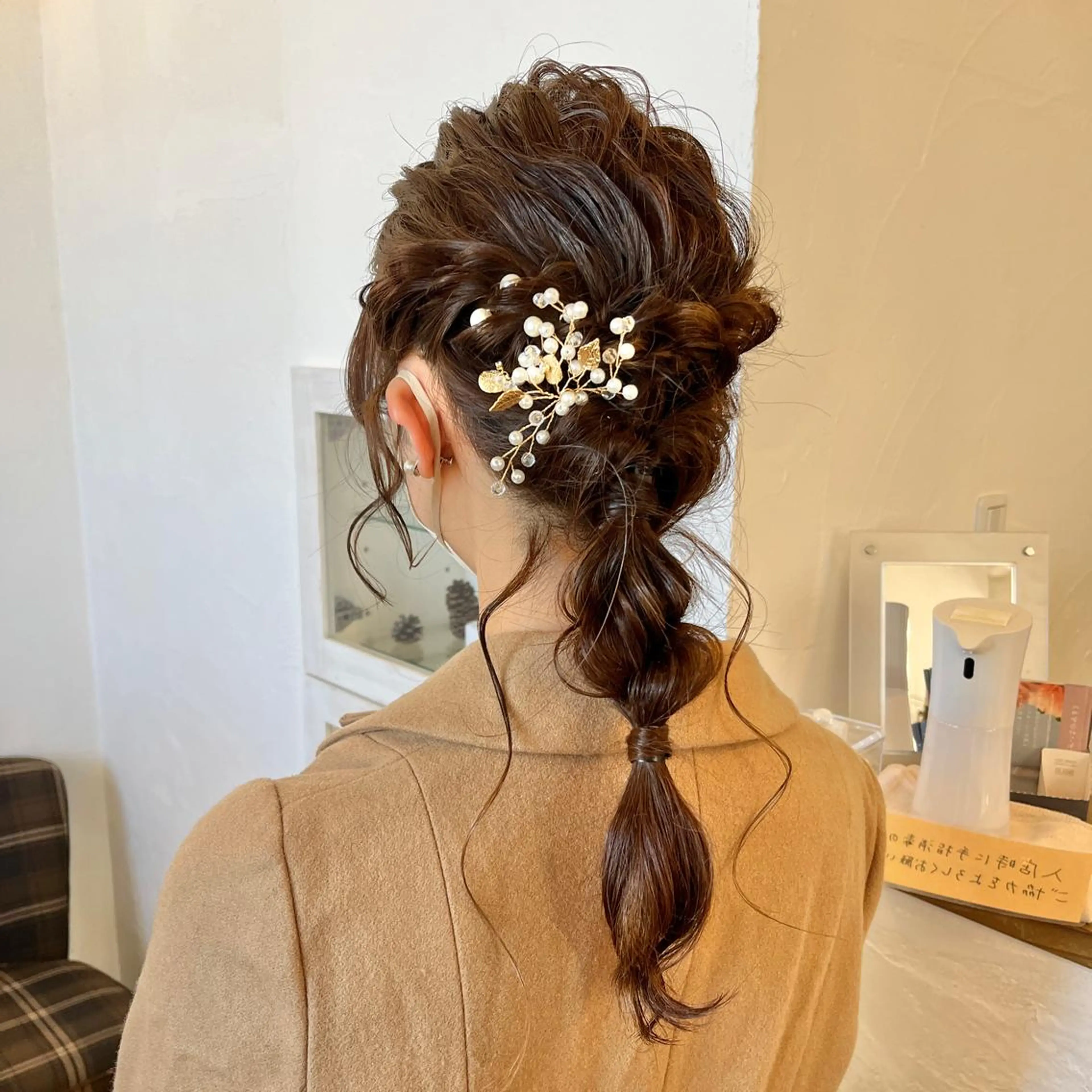 セミロング 伊藤ゆかり/髪質改善 /透明感カラーのヘアスタイル