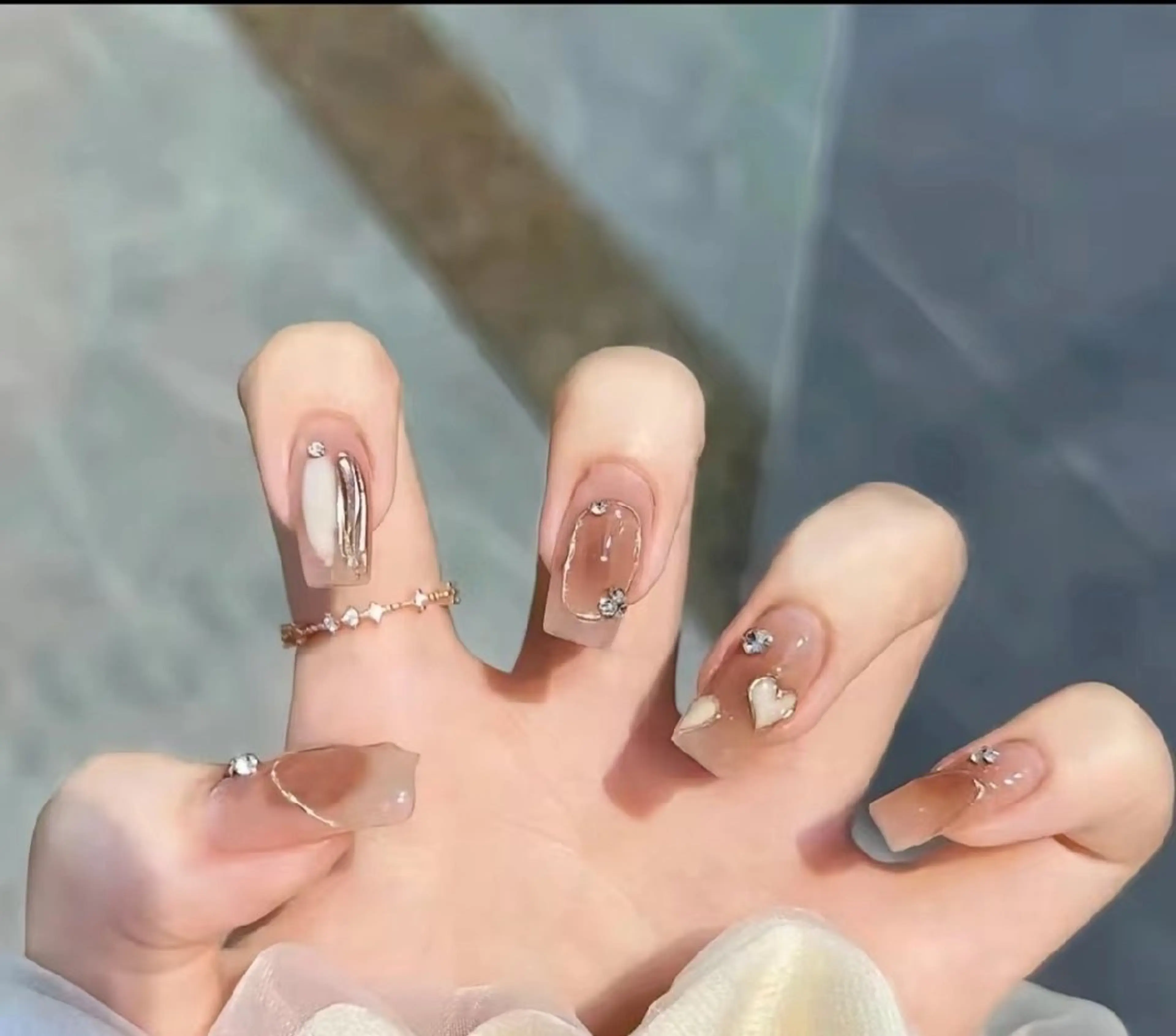 ネイル THE　ONE栄店所属・Theone栄店 川原のネイルデザイン