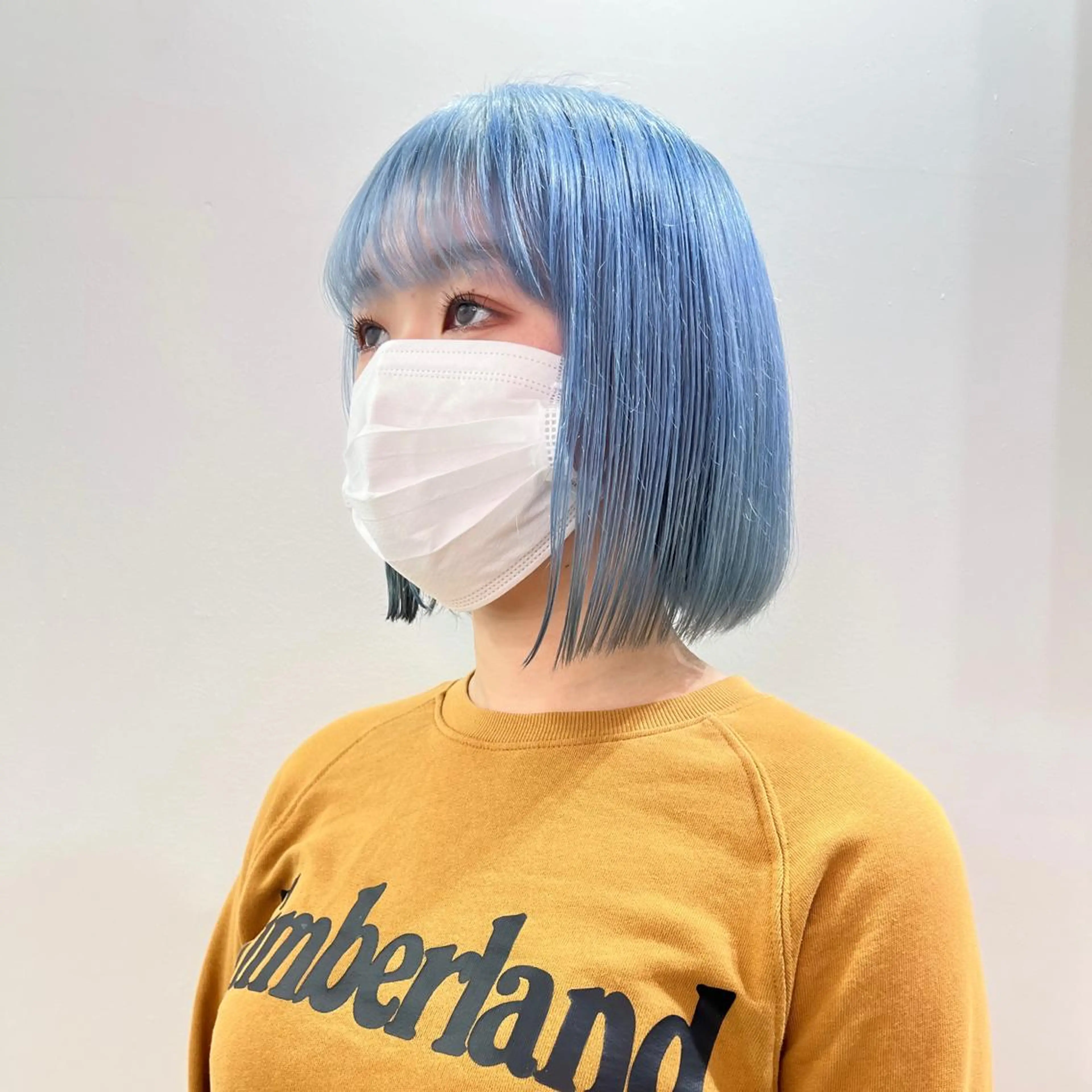 ショート カラー パーマ ヘアアレンジ キッズ ネイル マツエク・マツパ アイブロウ 🧨ブリーチー×ボブ レイヤー💎じゅえるのヘアスタイル