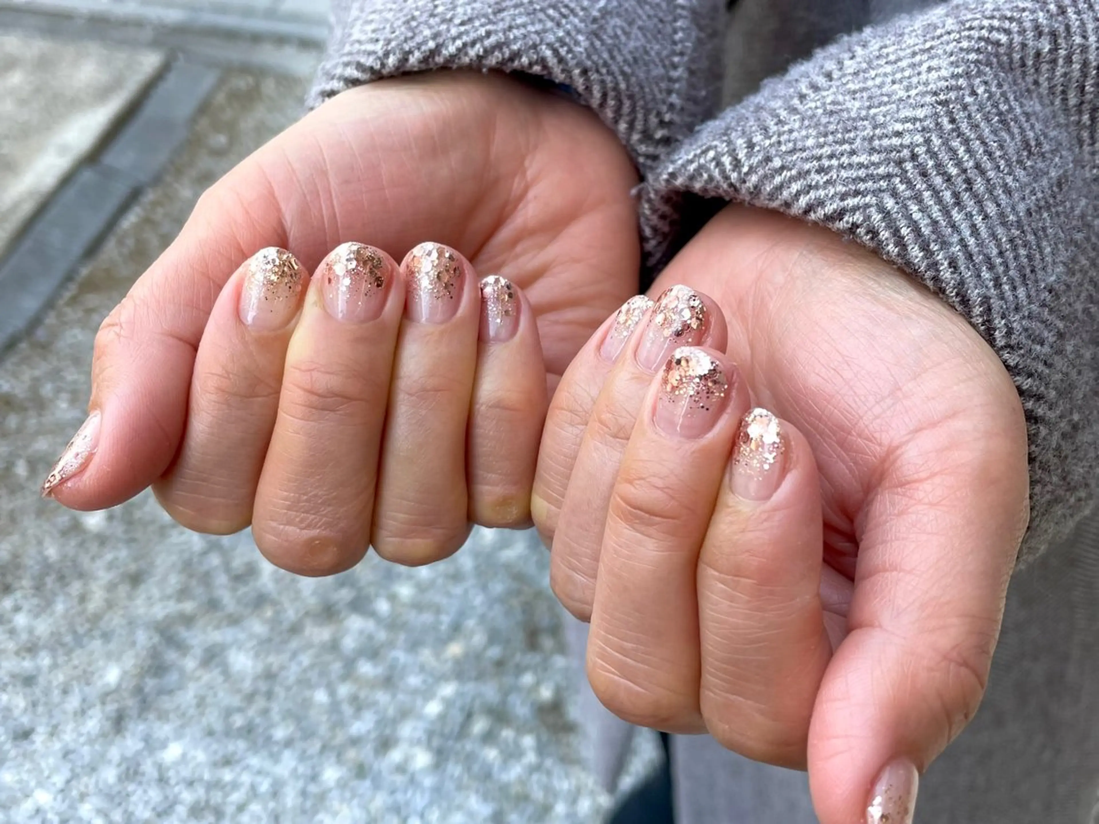 ネイル グラデーション ラメ(グリッター) ラメグラデーション シンプルネイル atelier plutoのネイルデザイン