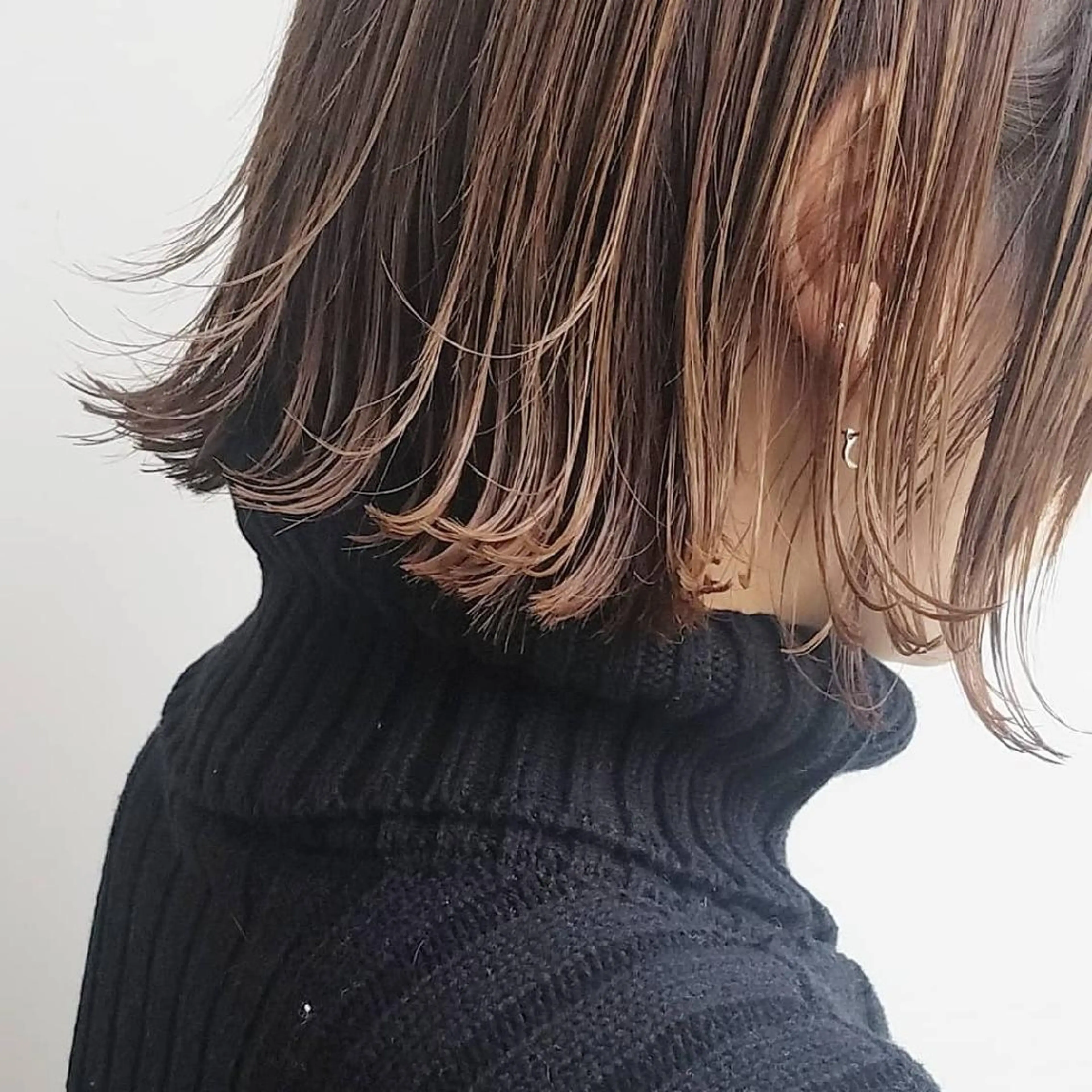 ショート カラー ボブ ショートヘア iplus✴ まつげ、眉毛、耳つぼのマツエク・マツパデザイン