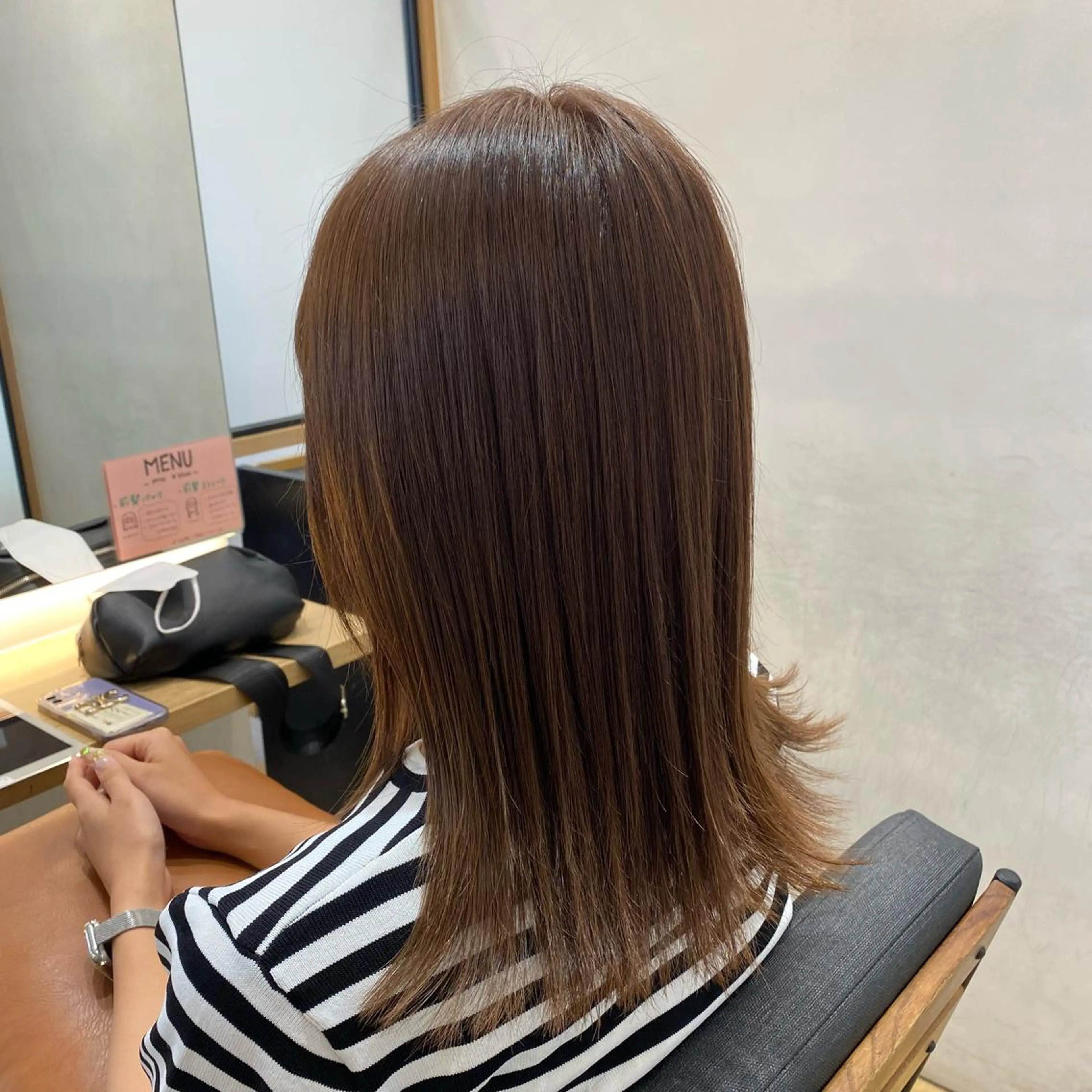 セミロング カラー ヘアカラー ついざき はるかのヘアスタイル