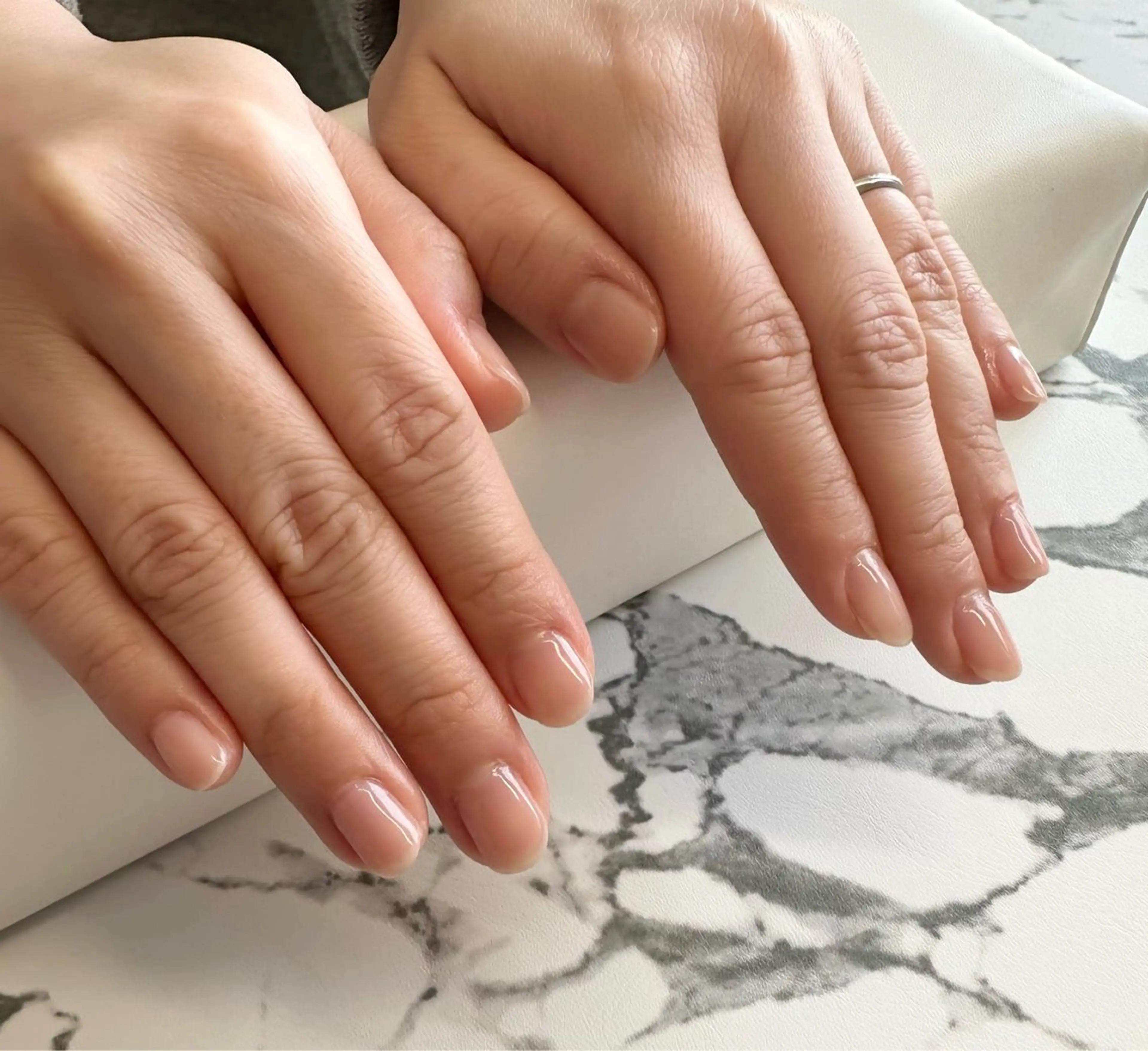 ネイル オフィスネイル シンプルネイル Aurora所属・Aurora kayoのネイルデザイン