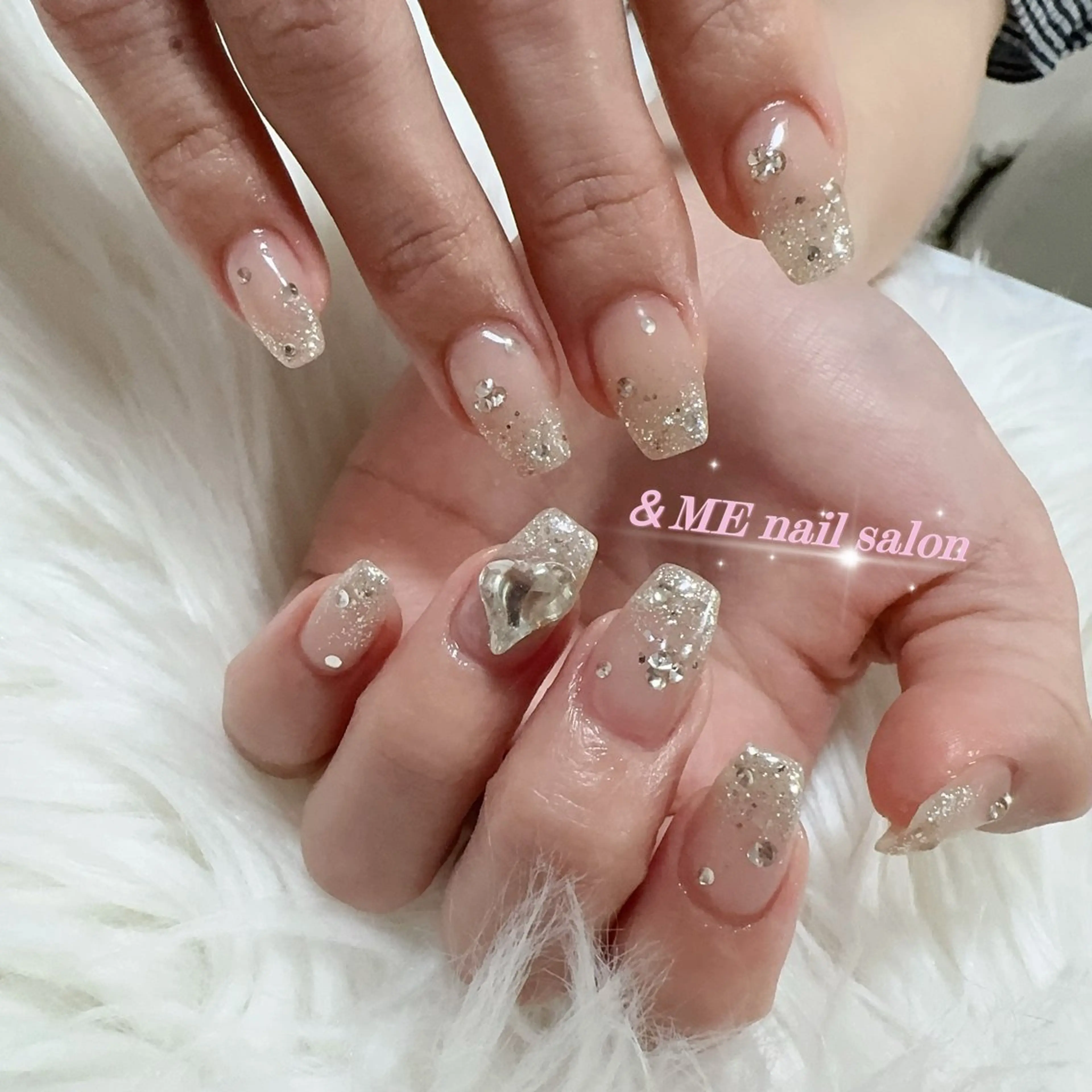 ネイル ハンドネイル ＆ME アンドミーのネイルデザイン