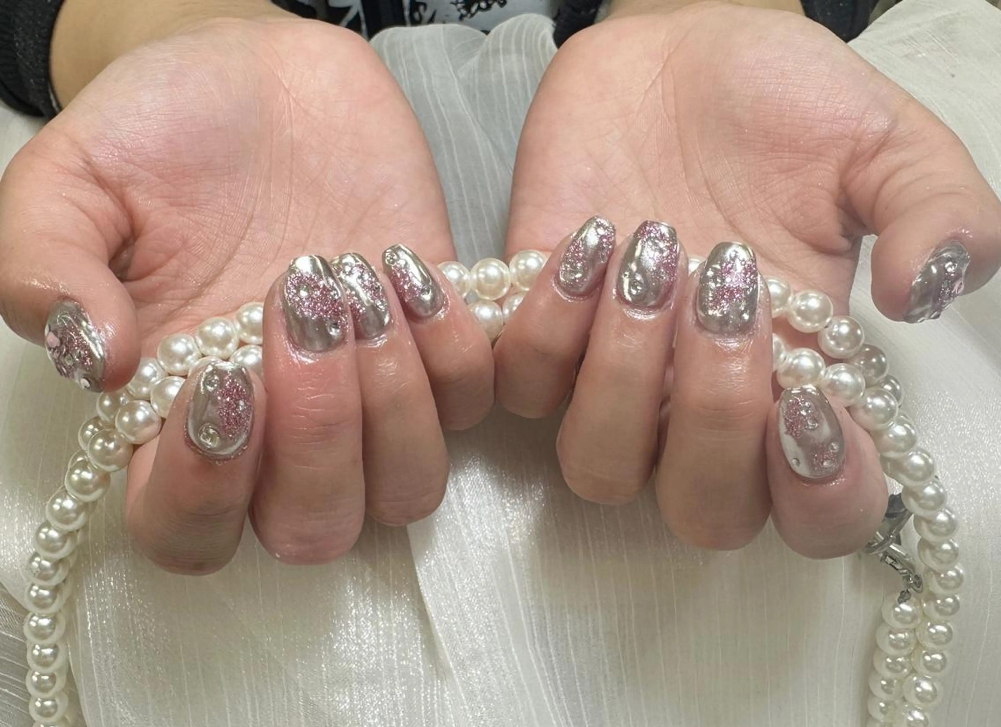 ネイル 佐藤 愛のネイルデザイン