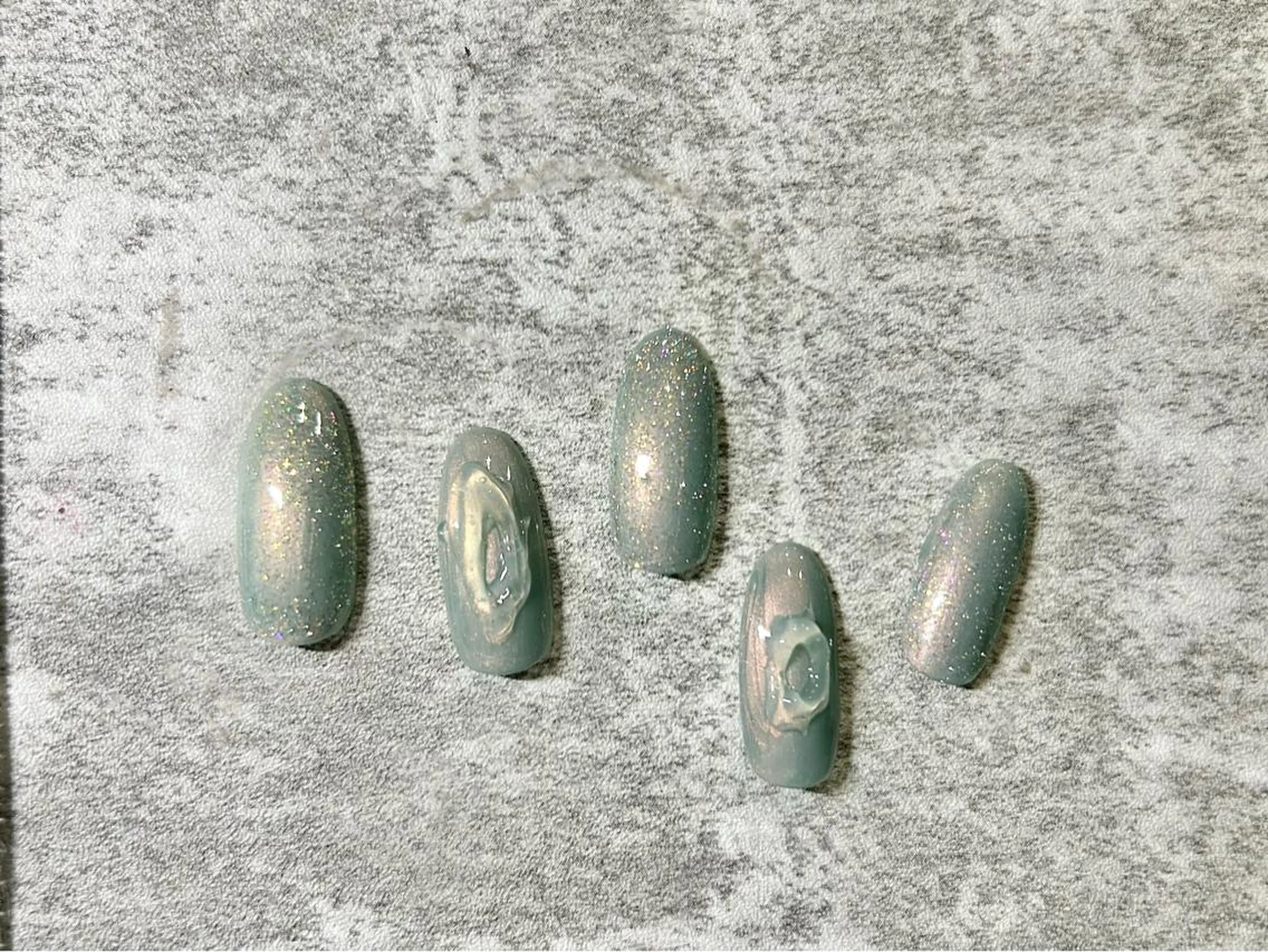 ネイル キラキラネイル ぷっくりネイル ハンドネイル ルミライズ所属・サロン ルミライズのネイルデザイン