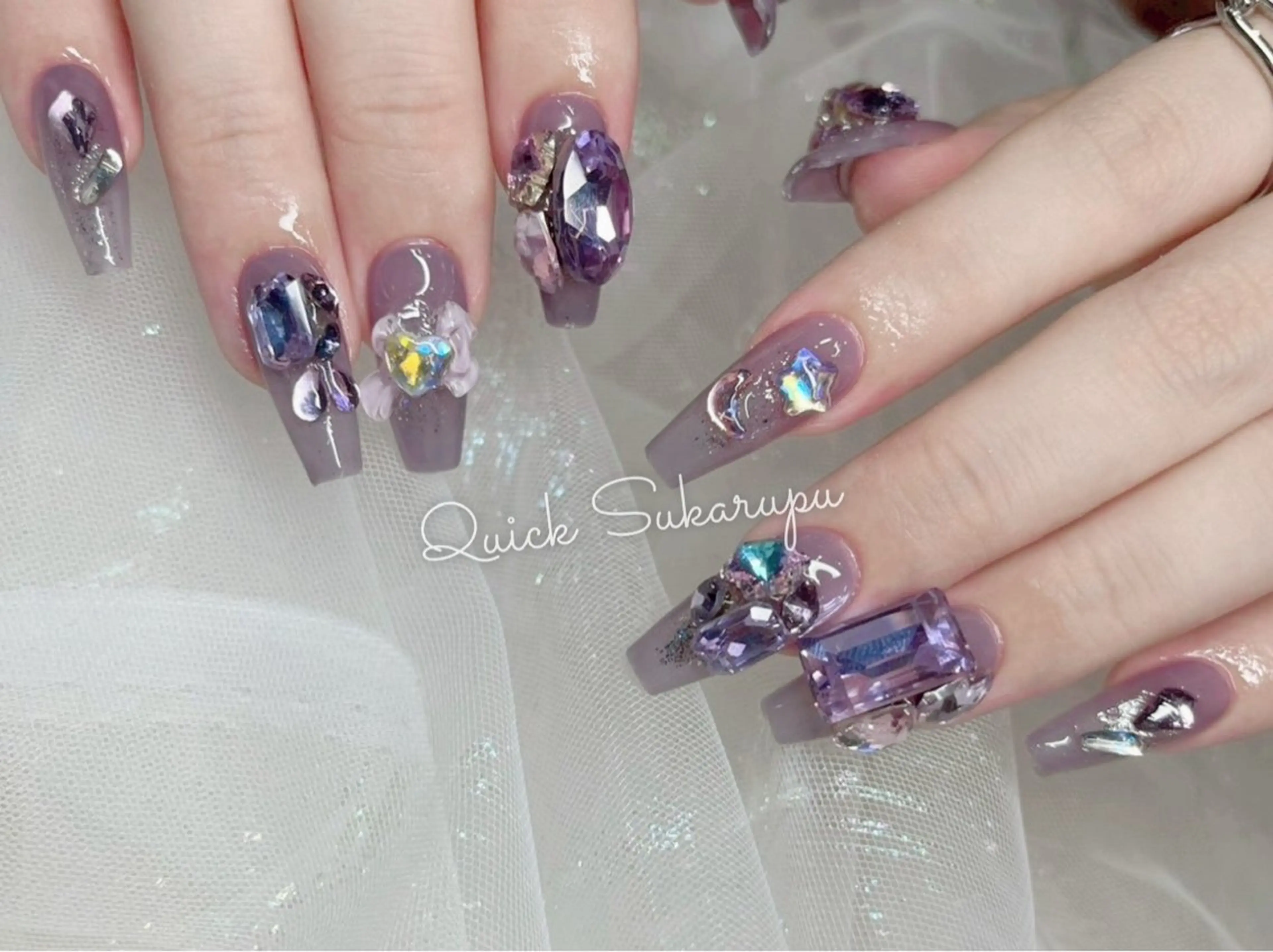 ロング ハンドネイル Quick Sukarupu 高田馬場店所属・Quick Sukarupuのネイルデザイン