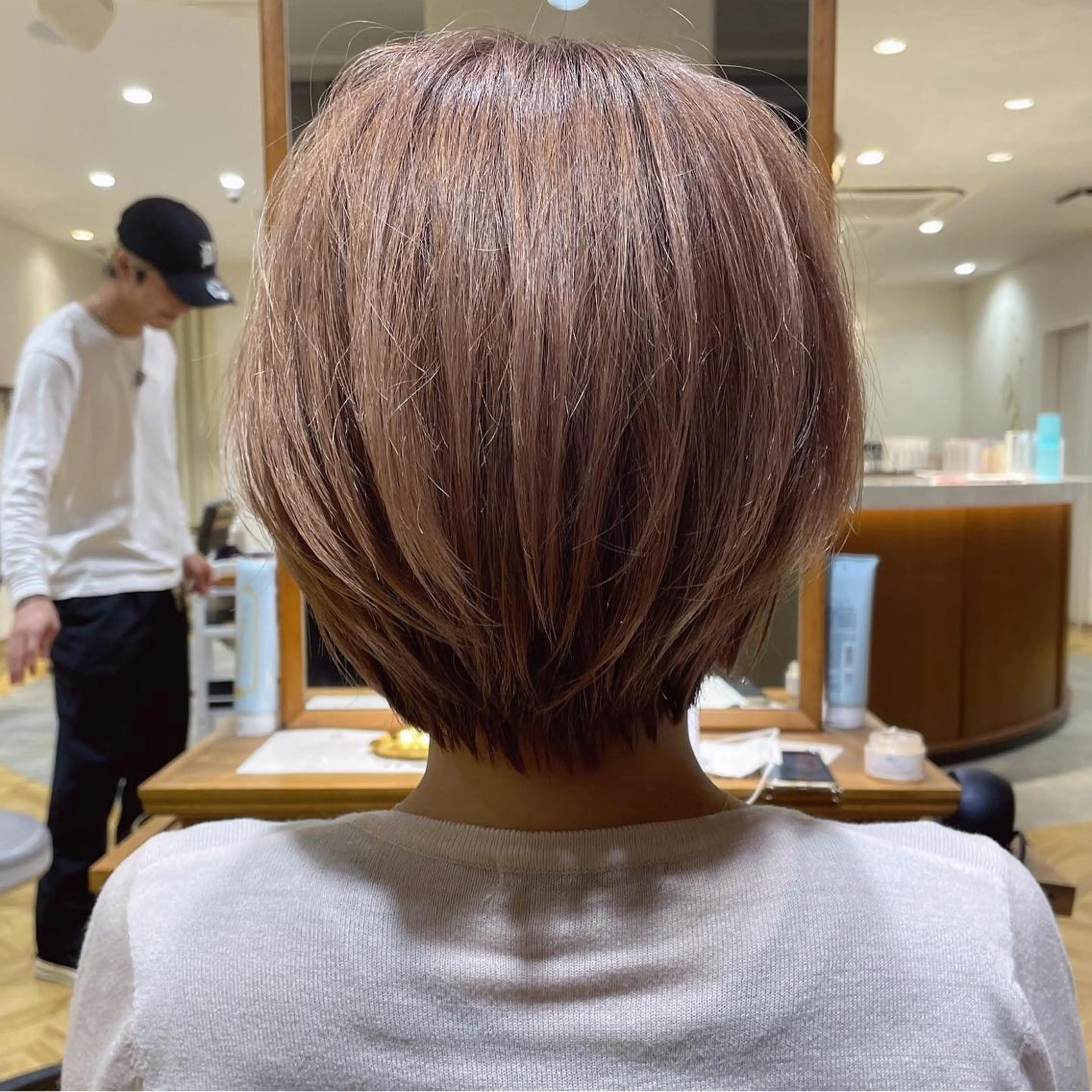 ショート 🎀大川 錬🎀 ブリーチなしWカラーのヘアスタイル