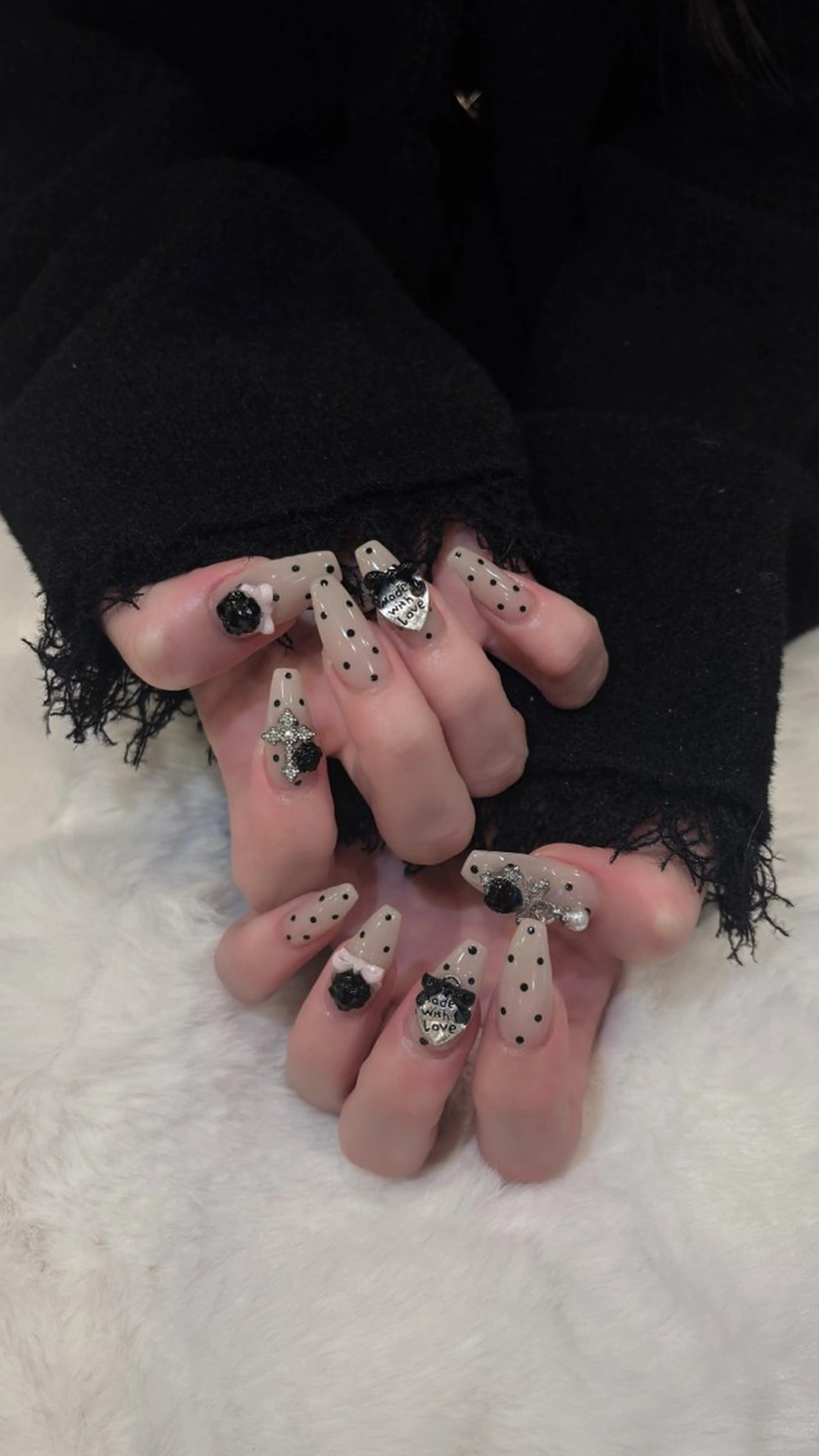 ネイル 名古屋ワンホンネイル 沙理亜のネイルデザイン