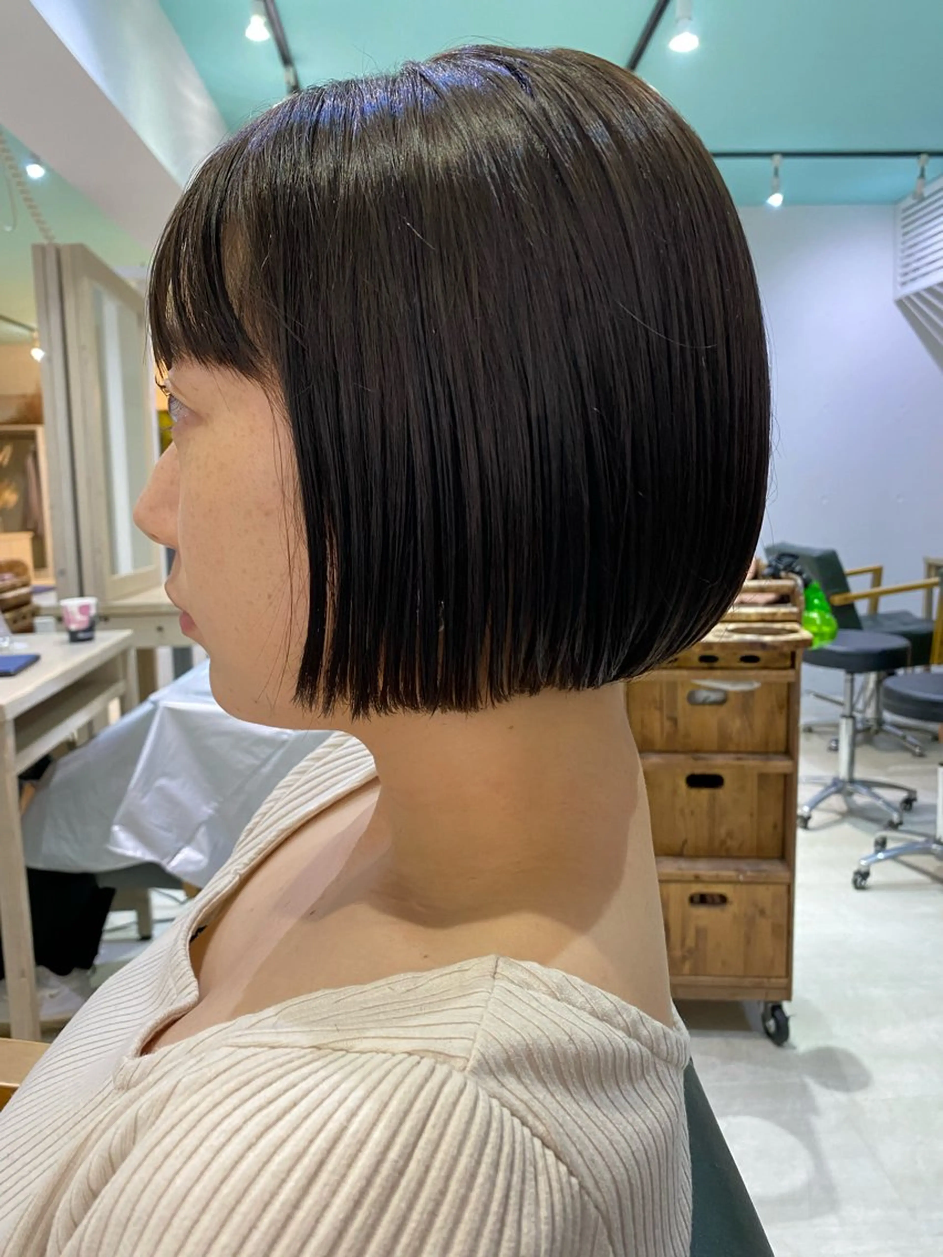 ショート カット まとまるボブ🌼 アレンジ🌼鴨下穂香のヘアスタイル