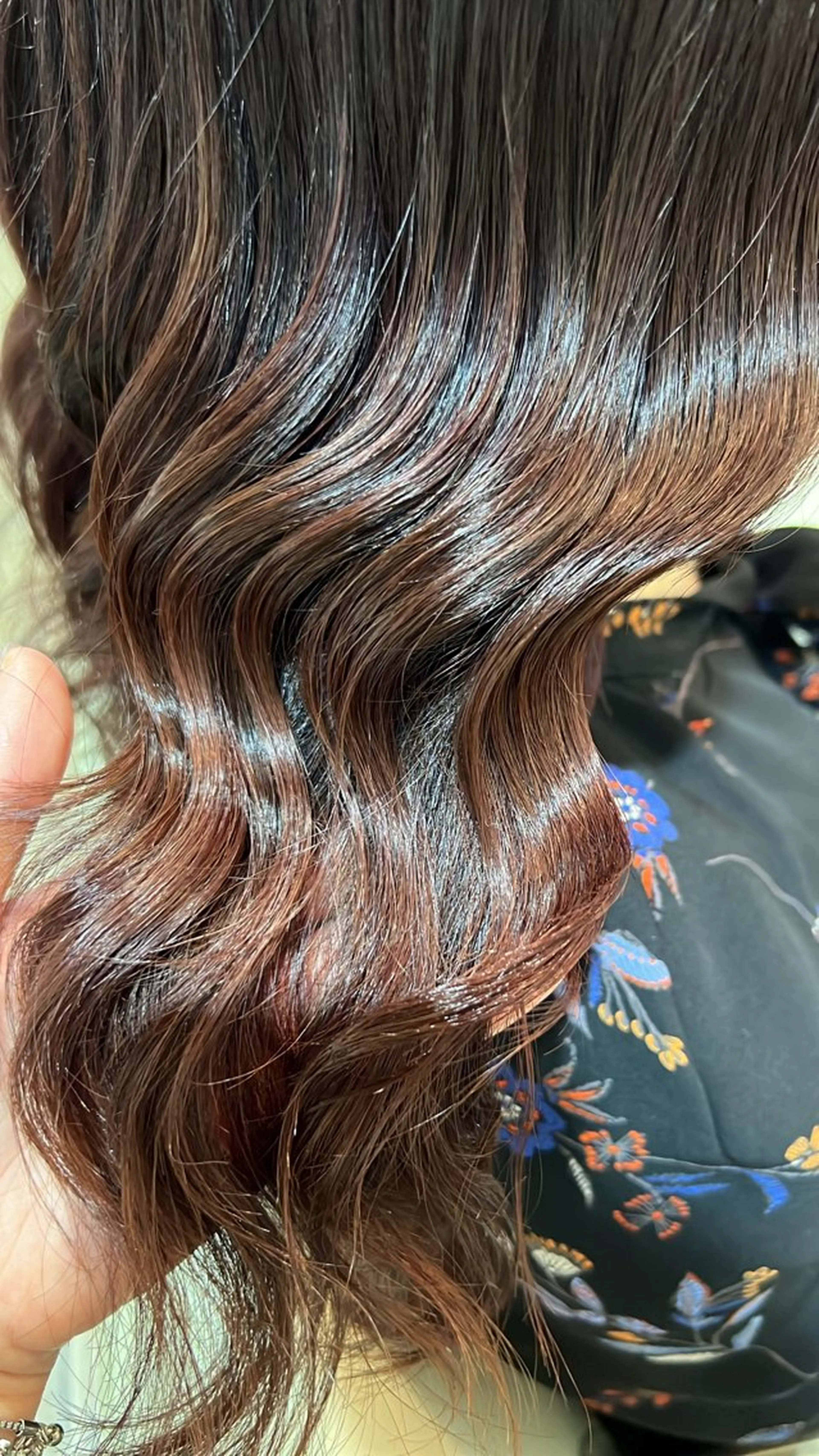 ロング パーマ SOMEDAY所属・横井 柚花のヘアスタイル