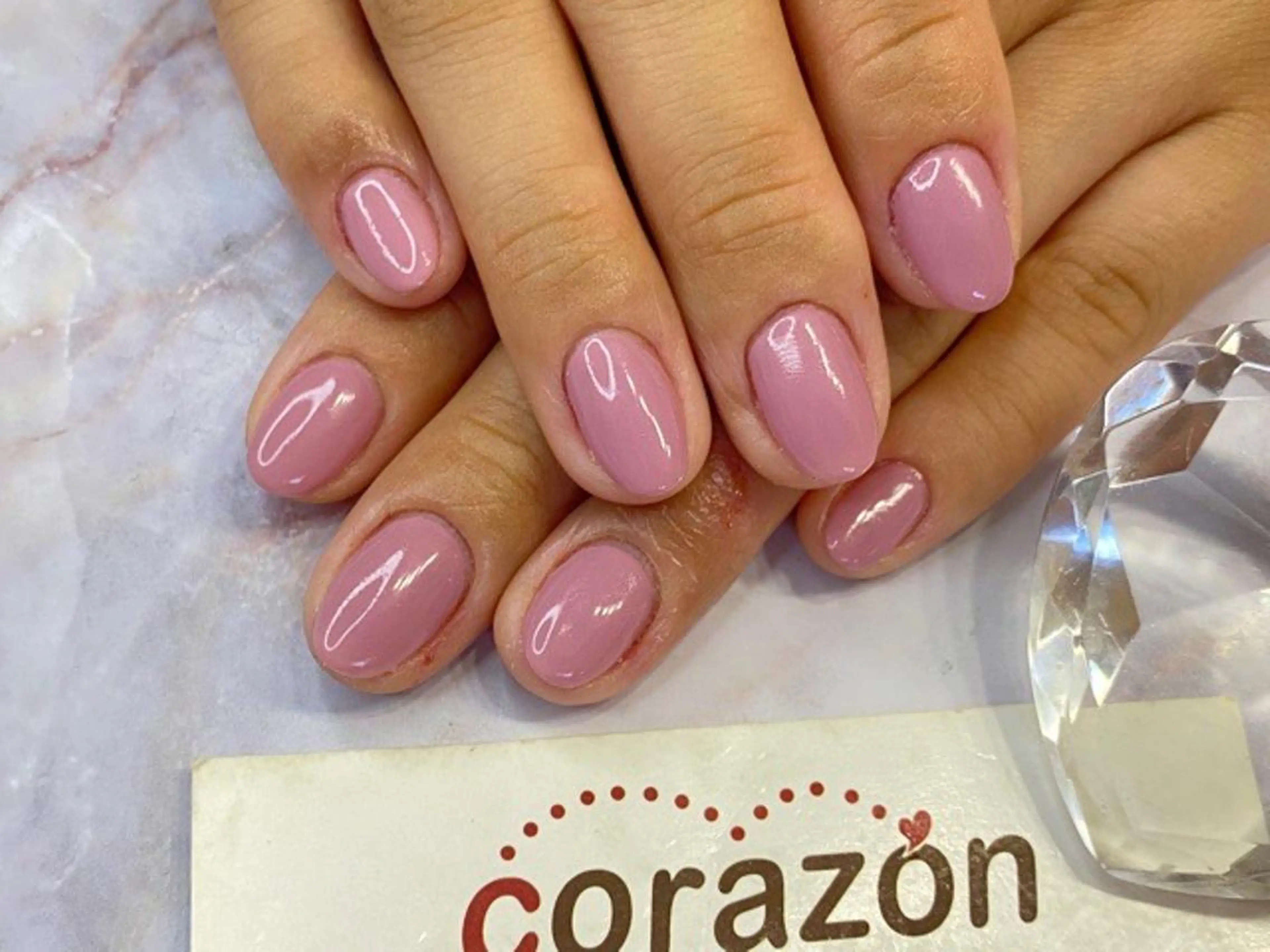 ネイル ハンドネイル フットネイル ハンドケア corazon所属・ネイリスト aicoのネイルデザイン