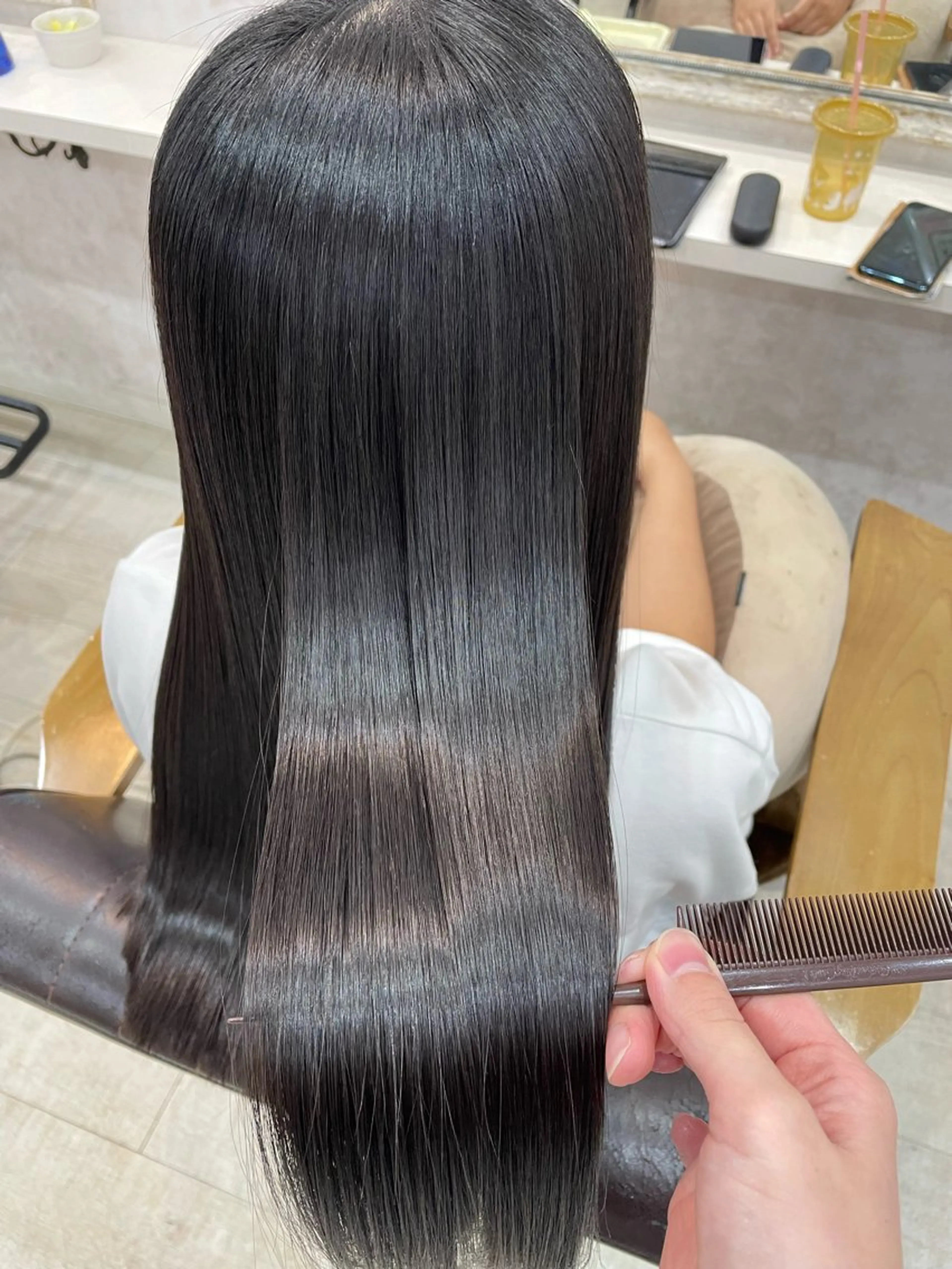 髪質改善トリートメントエステ＋カットの写真