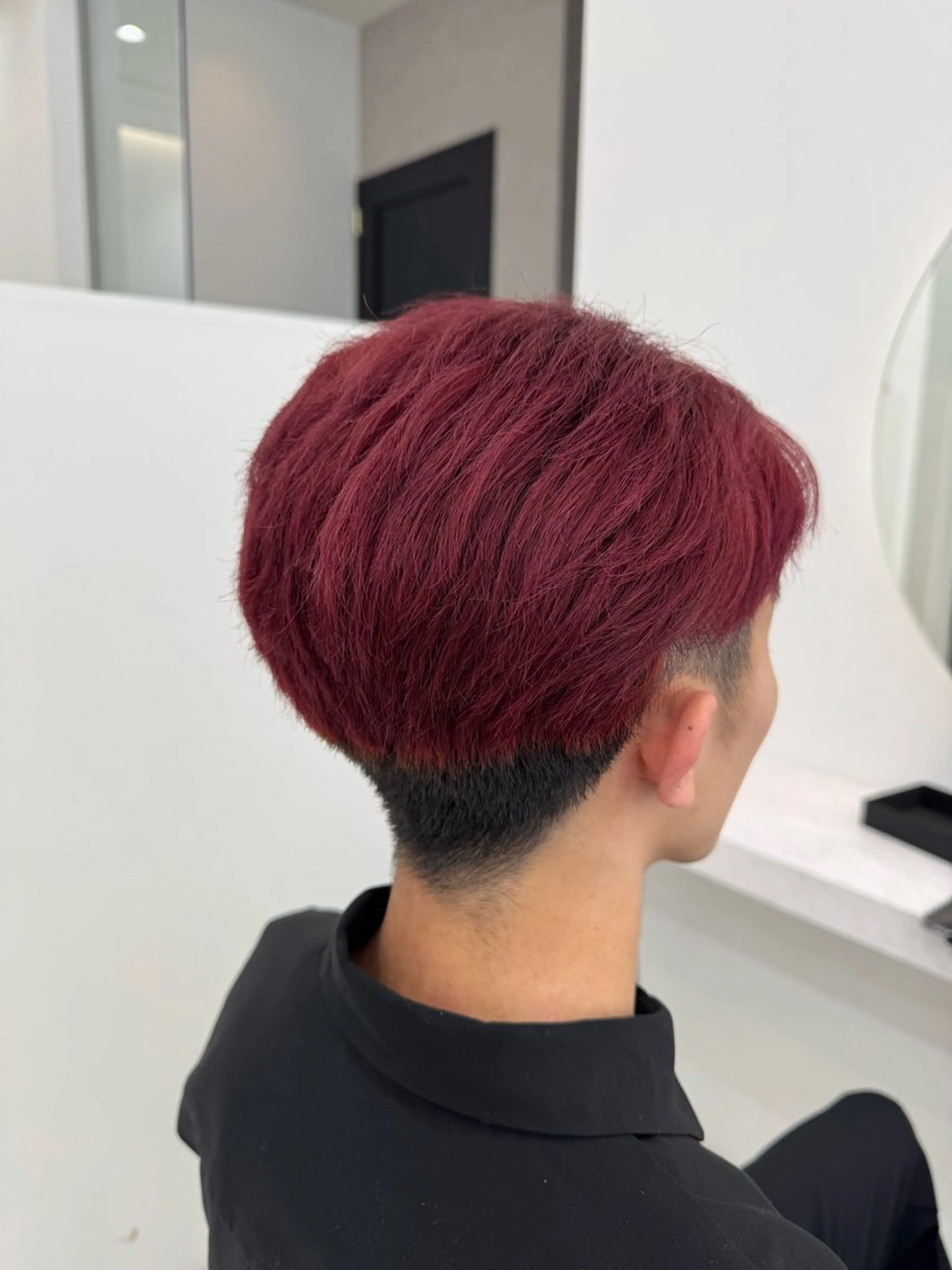 カラー メンズ メンズブリーチ ブリーチ レッドカラー ヘアカラー BLUE HAIR盛岡店所属・三浦 菜桜のヘアスタイル