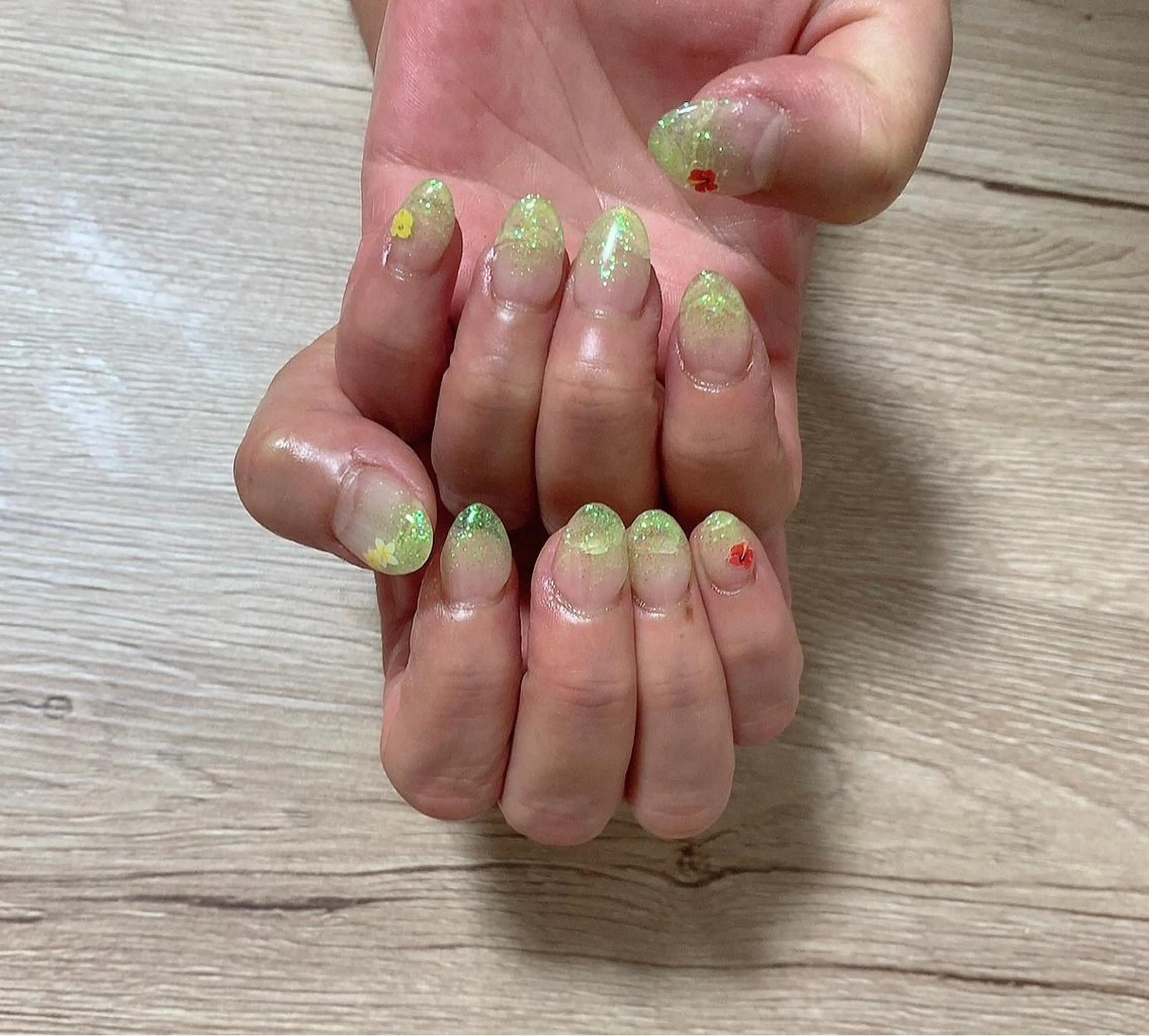 ネイル MINAMI nailsのネイルデザイン