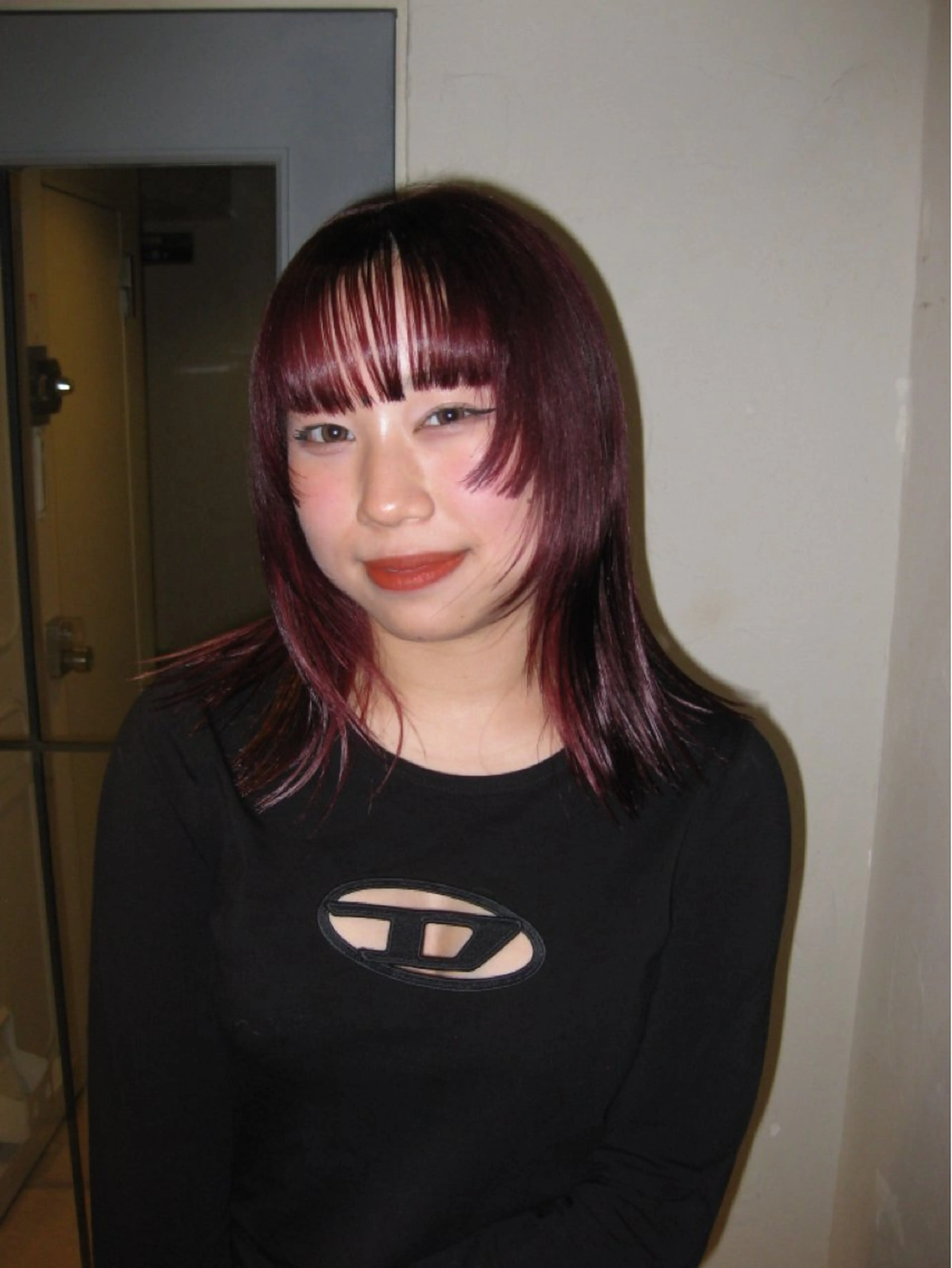 ミディアム カラー 今井 香奈恵のヘアスタイル