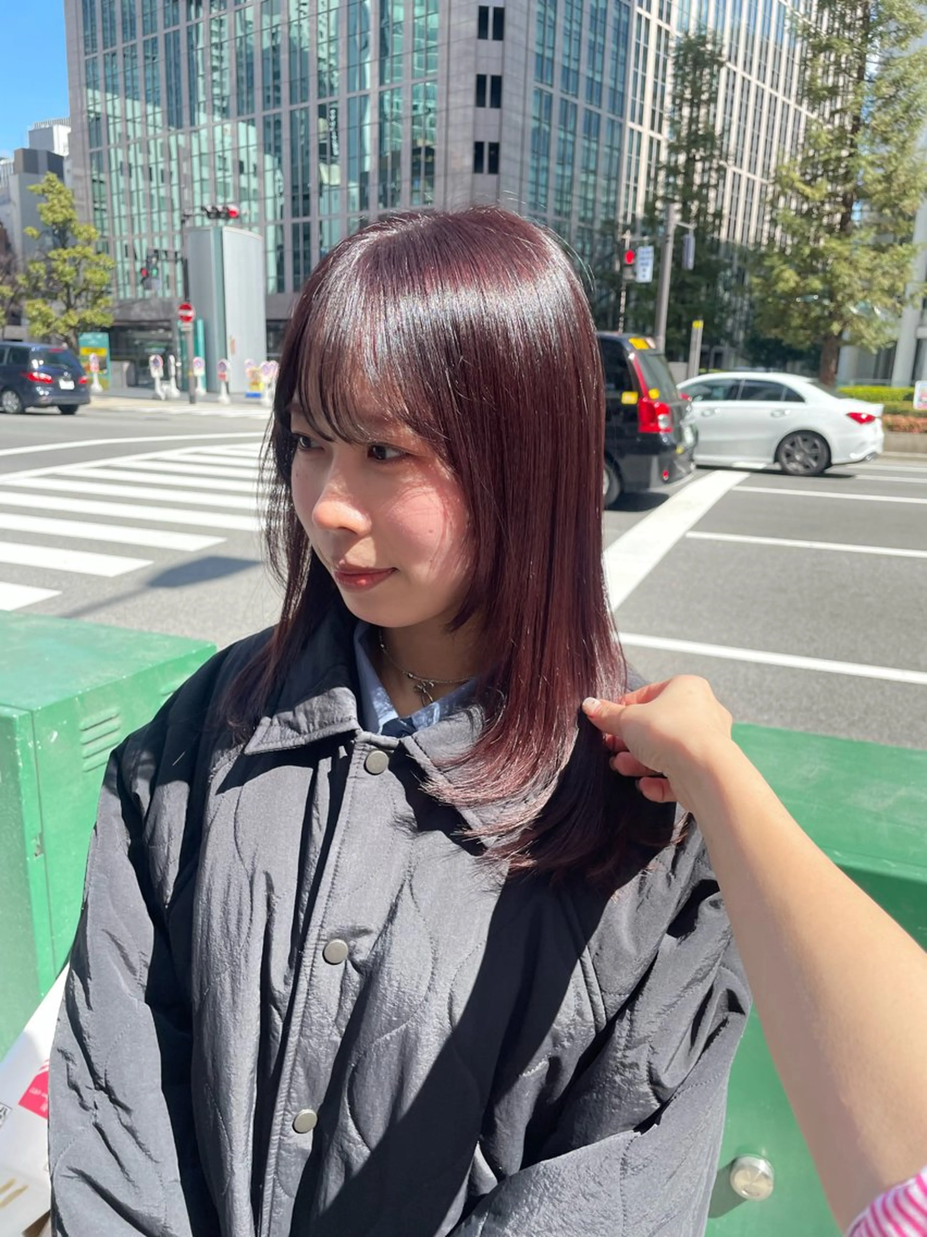 ミディアム カラー レッドカラー 金城 二千夏のヘアスタイル