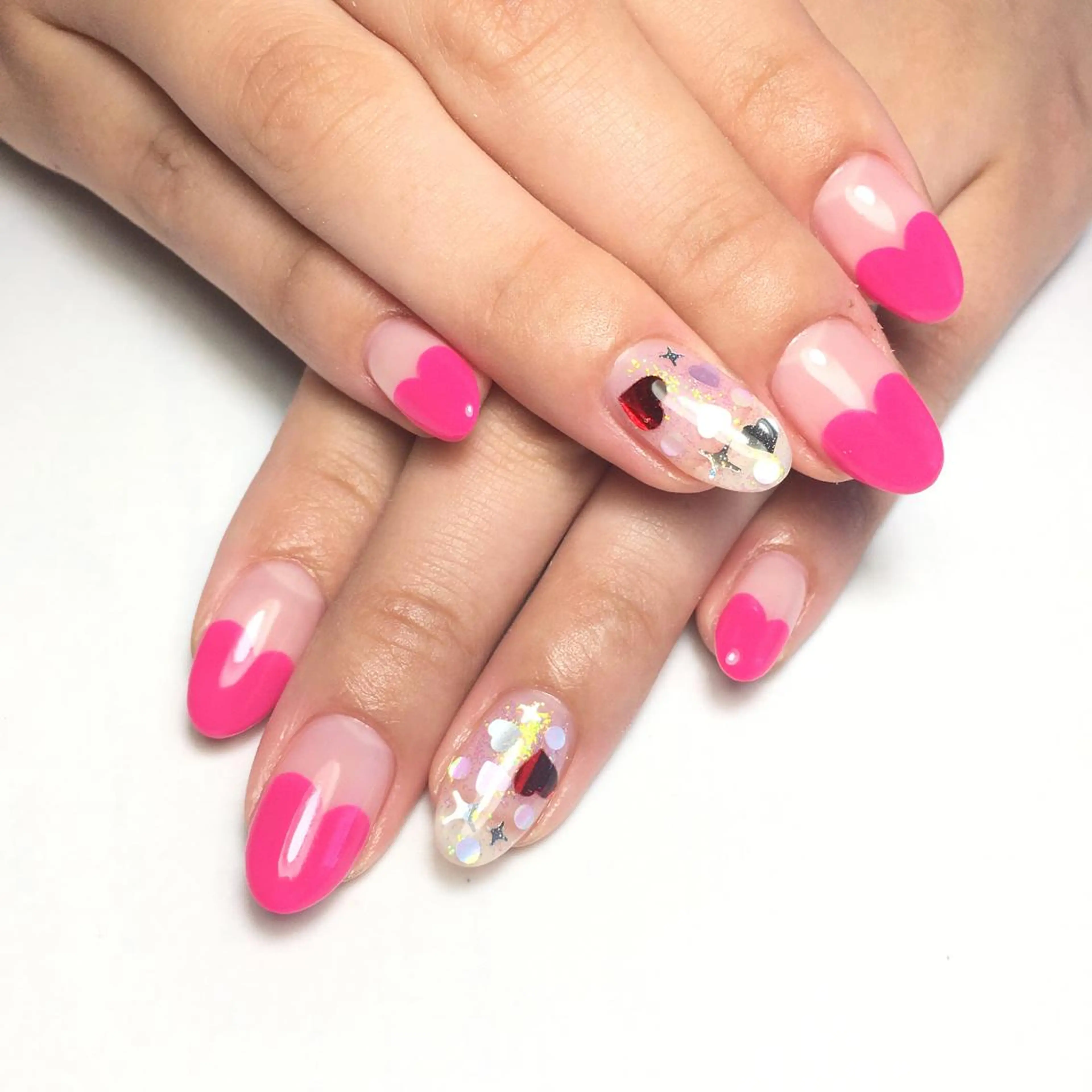 ネイル フレンチネイル ハート ハンドネイル kipinail 川﨑えりかのネイルデザイン