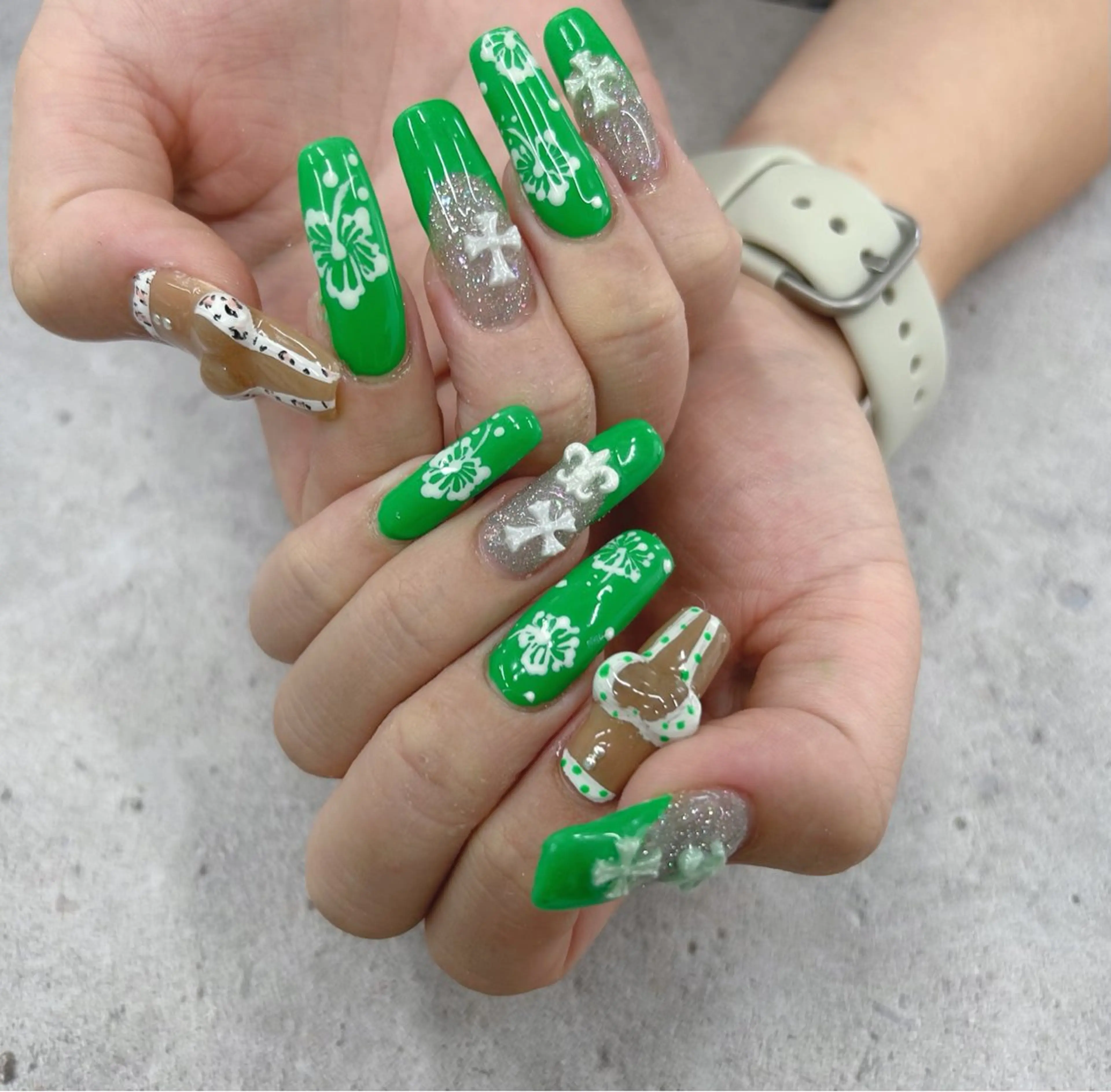 ネイル 夏ネイル ハンドネイル Nail Salon agré所属・agré ネイルサロン　アグレのネイルデザイン