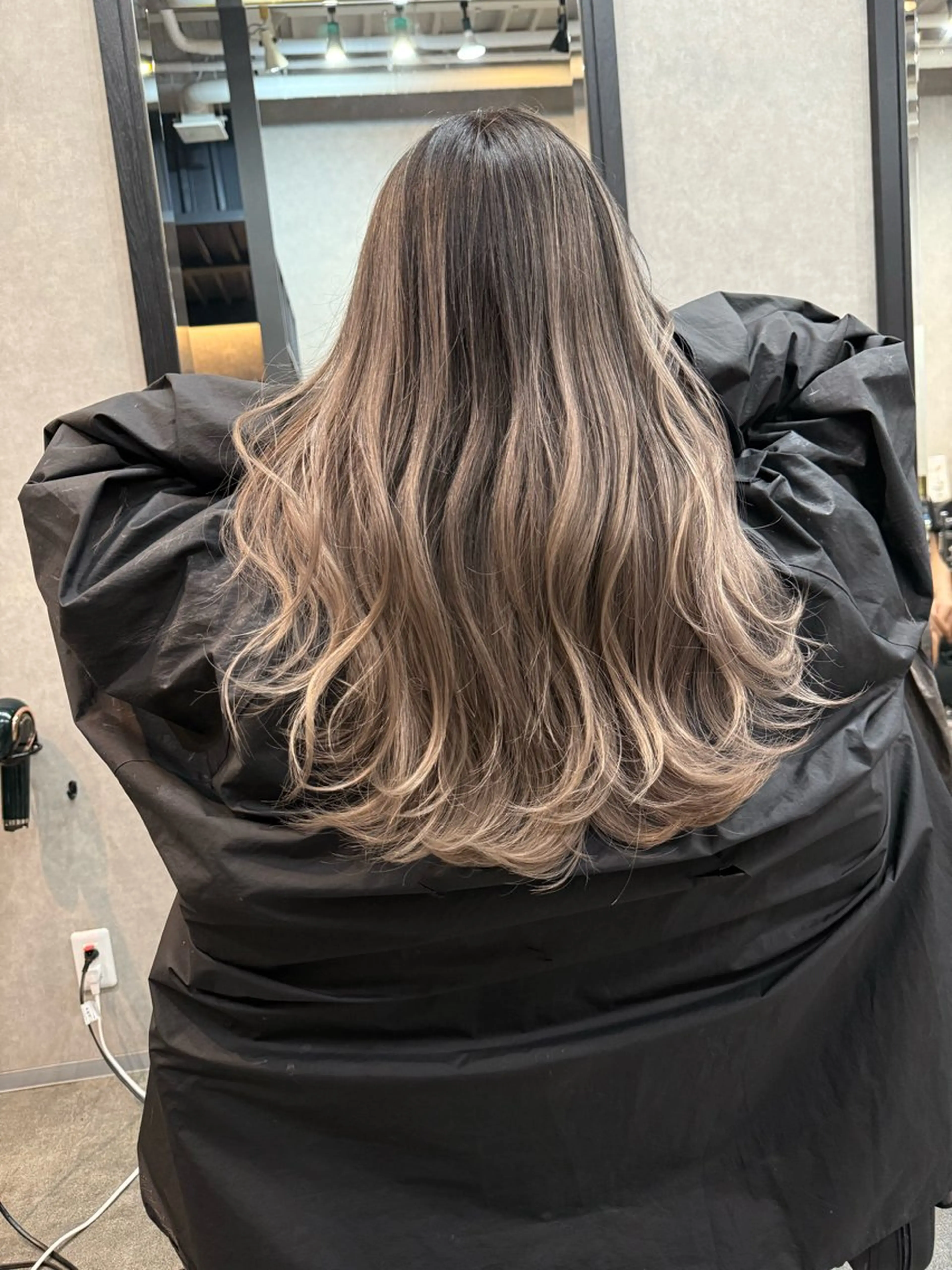 ロング カット ヘアカラー トリートメント 田中 聖也のヘアスタイル