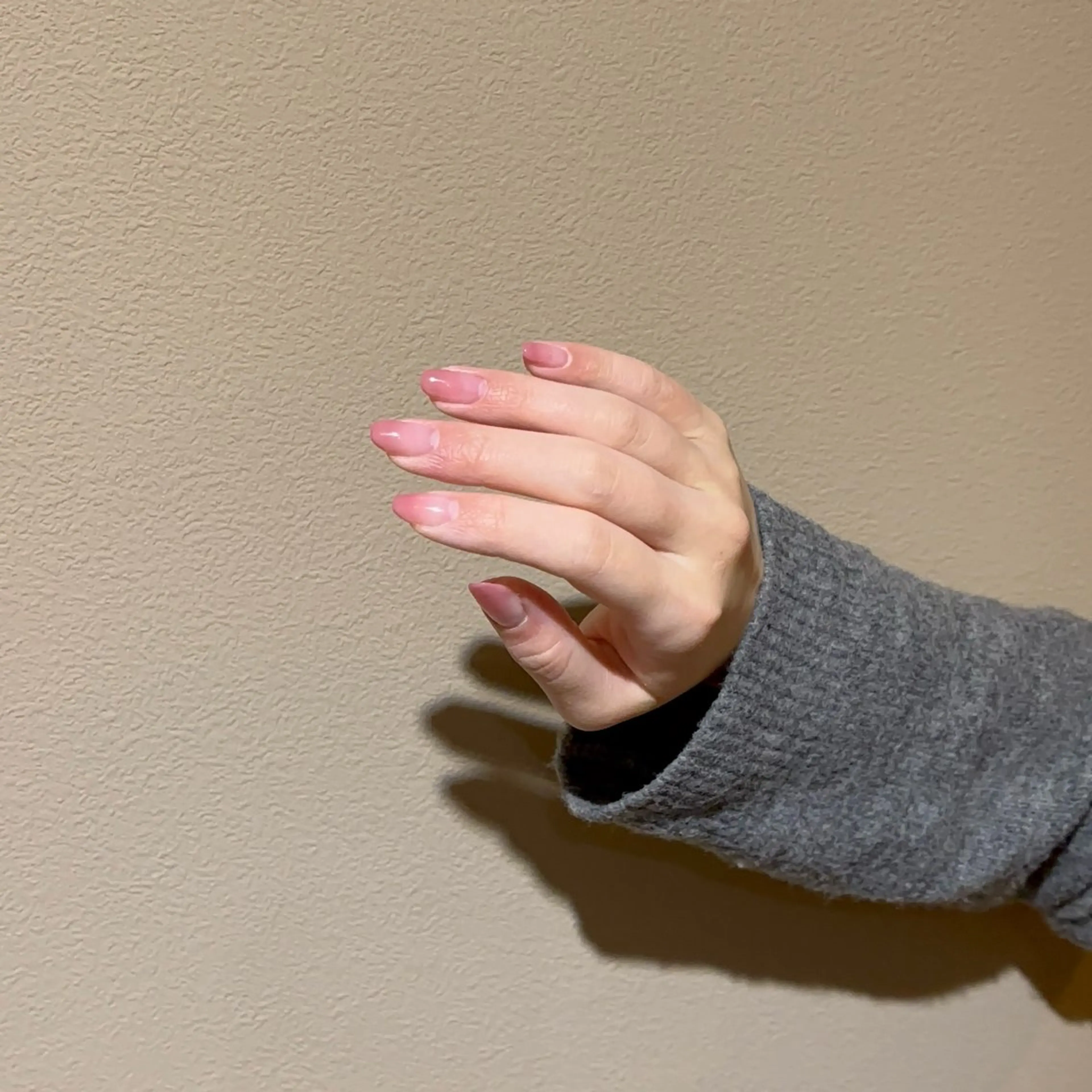 グラデーション(オフあり)クリアベースにピンク系またはベージュ系の5色からお選びいただけます◎ソフトジェルのみ対応💎の写真