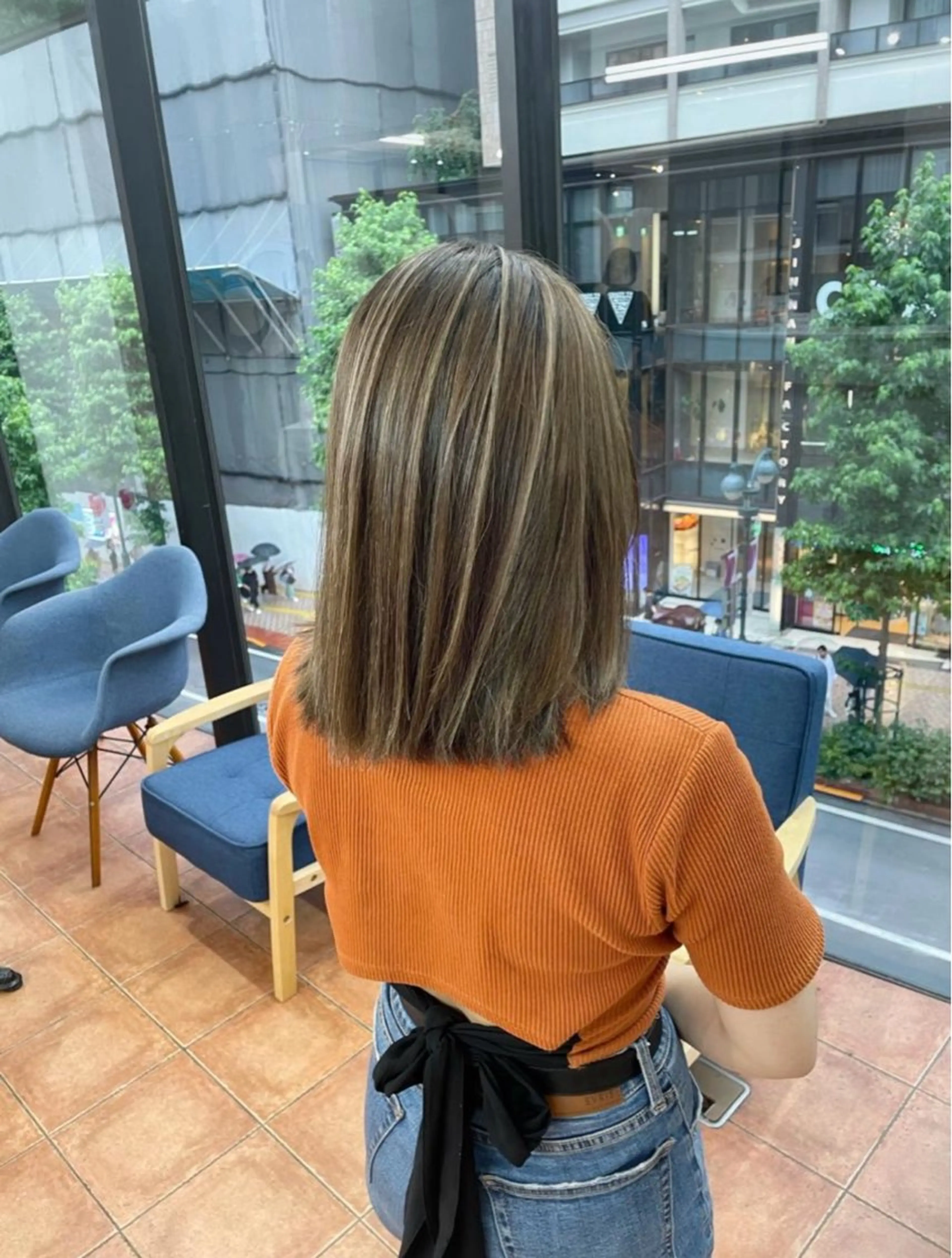 ミディアム カラー JEWIL SHIBUYAのヘアスタイル