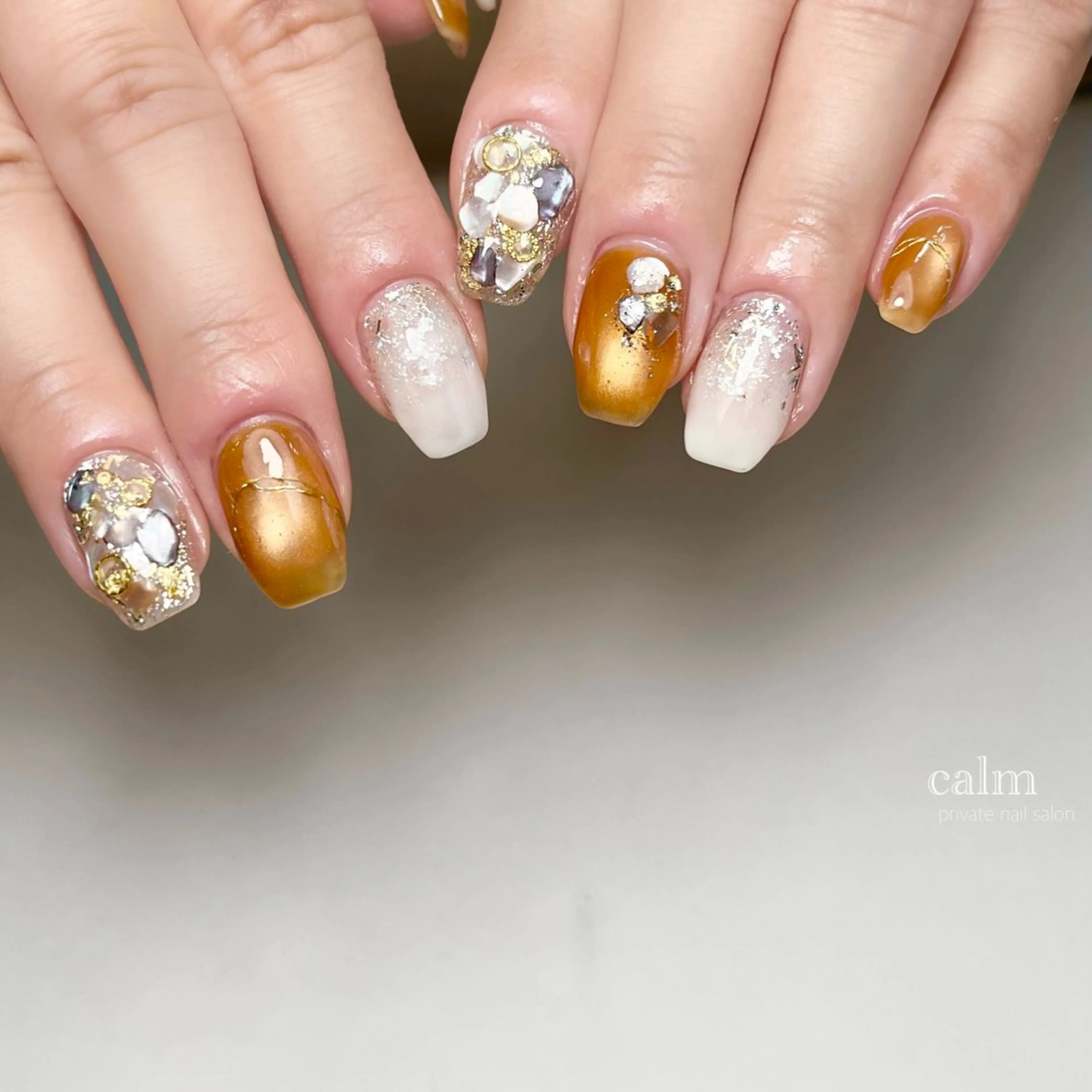 ネイル ハンドネイル calm 〔ｶｰﾑ〕のネイルデザイン