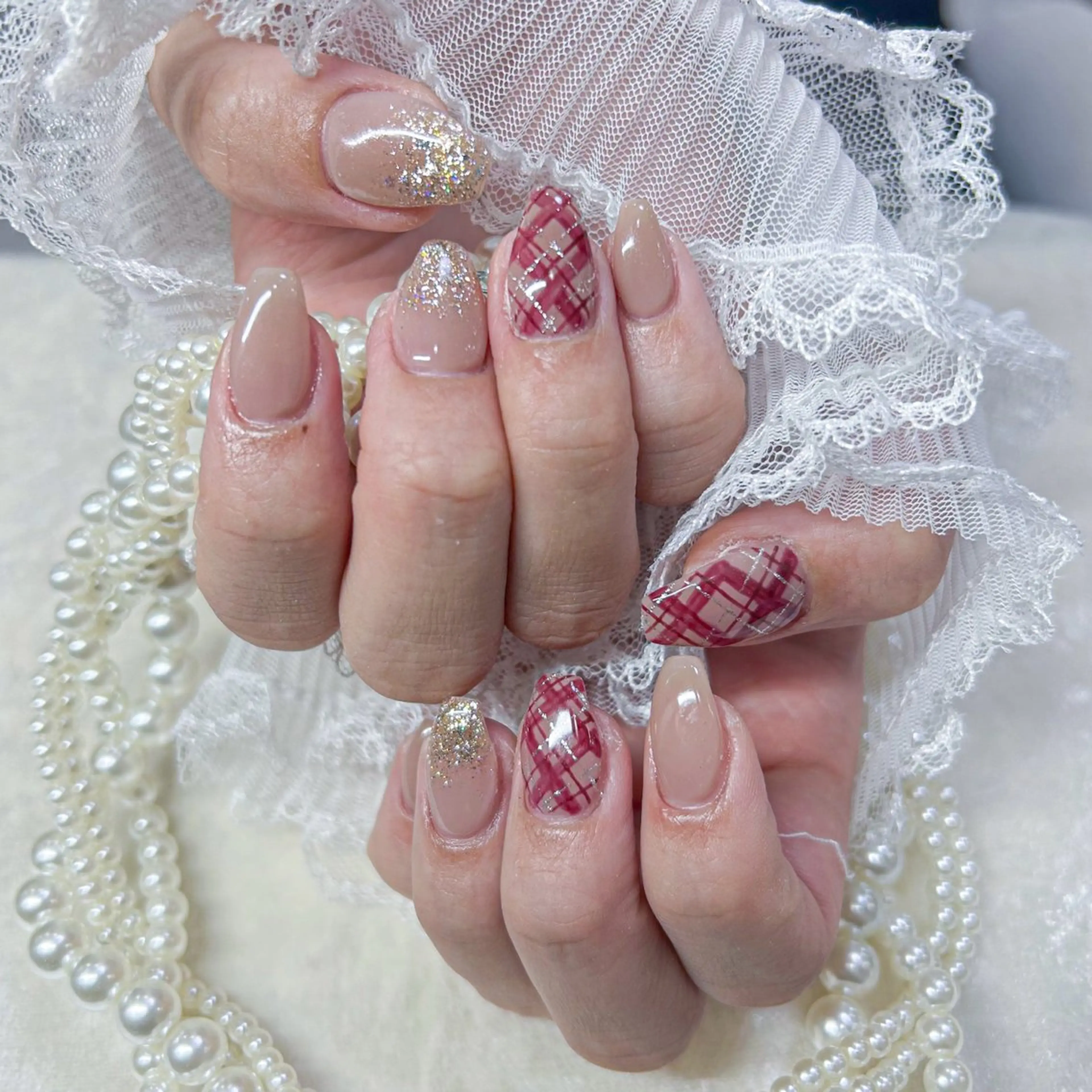 ネイル アートネイル 長さ出し フットネイル 韓国ネイル マグネットネイル ハンドネイル Minami 🍓のネイルデザイン