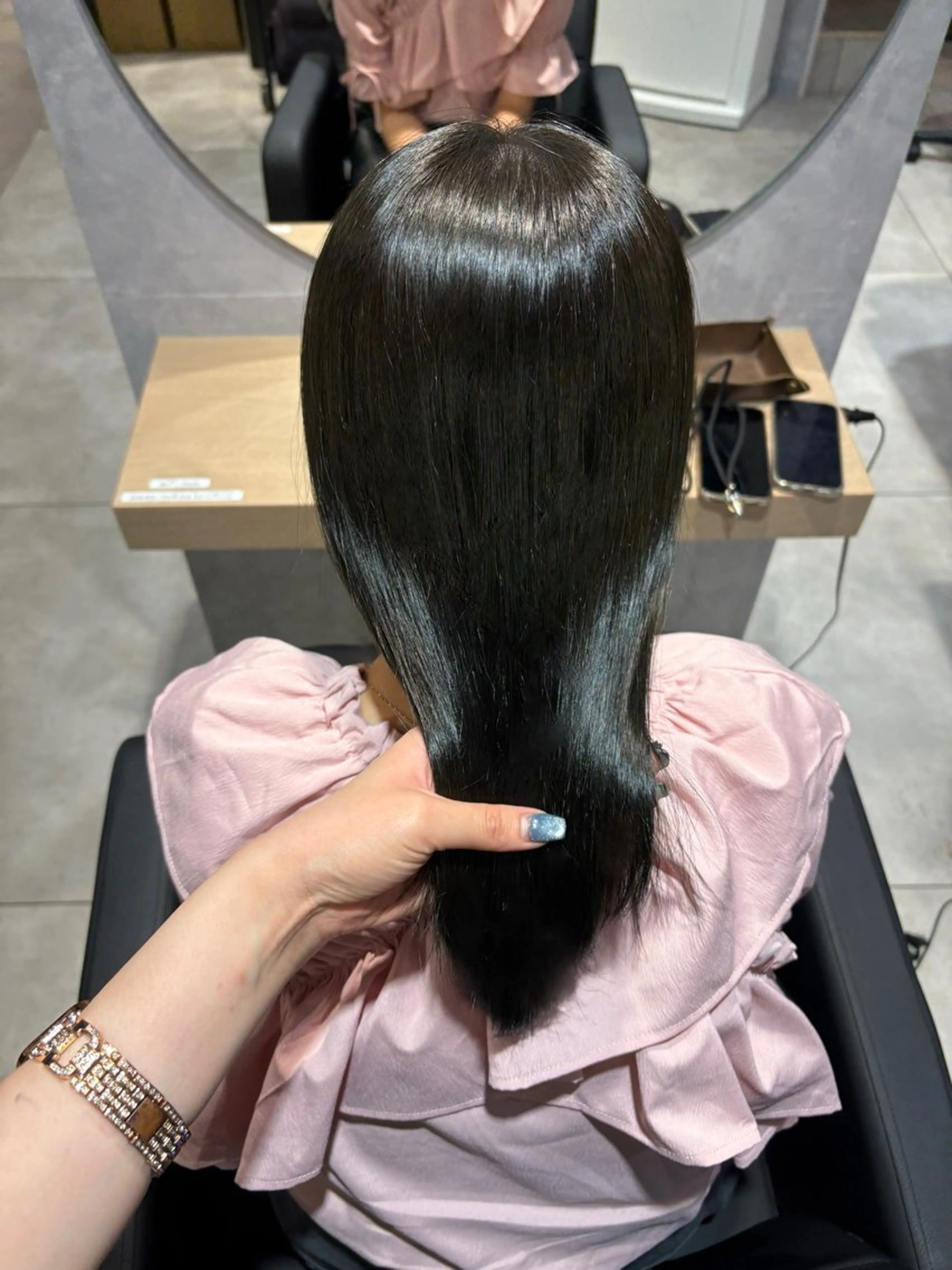 ミディアム カラー ヘアアレンジ グレージュ mok所属・mok 🫧ayaneのヘアスタイル