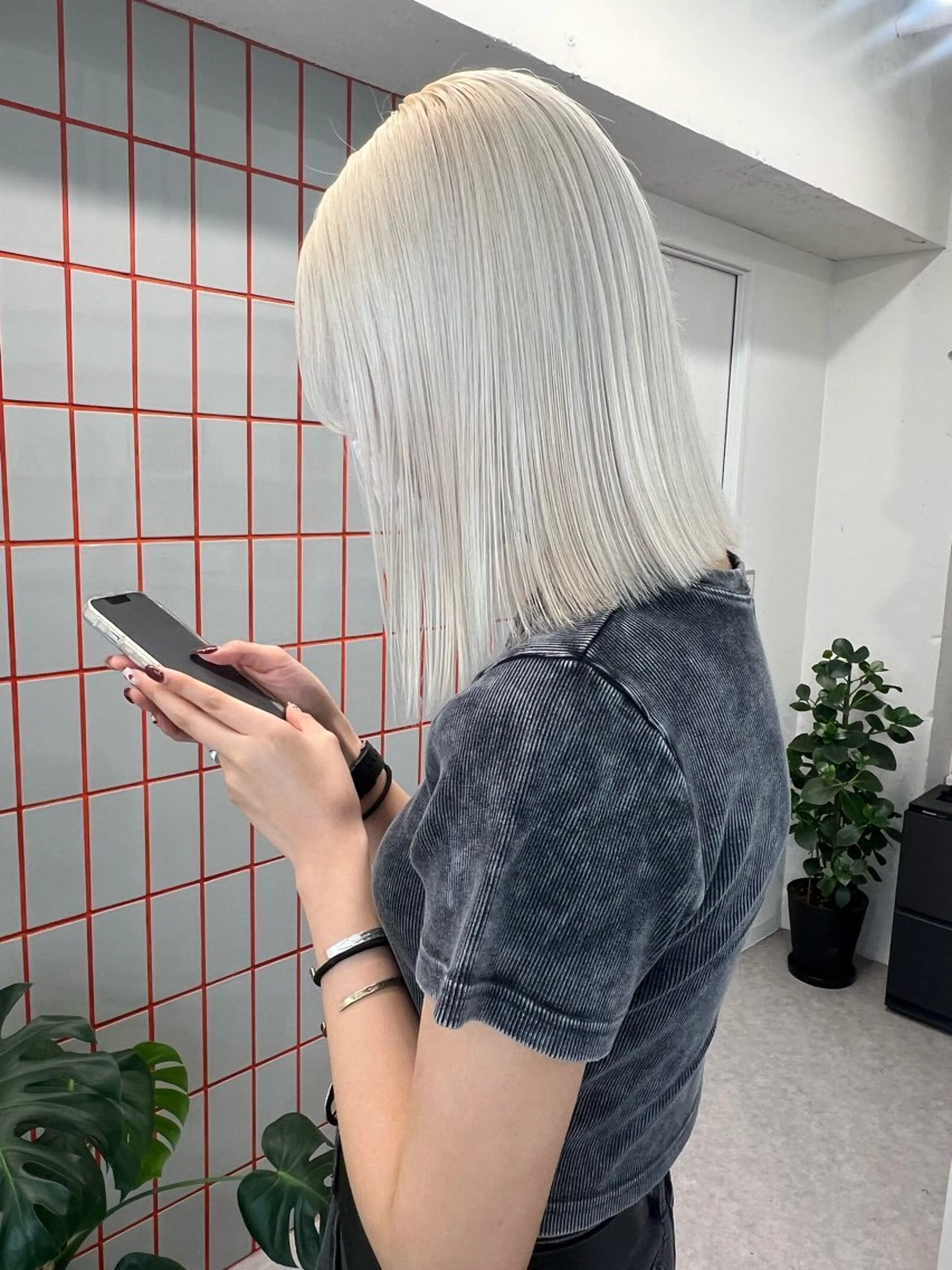 ミディアム PELE SAKAE airiのヘアスタイル