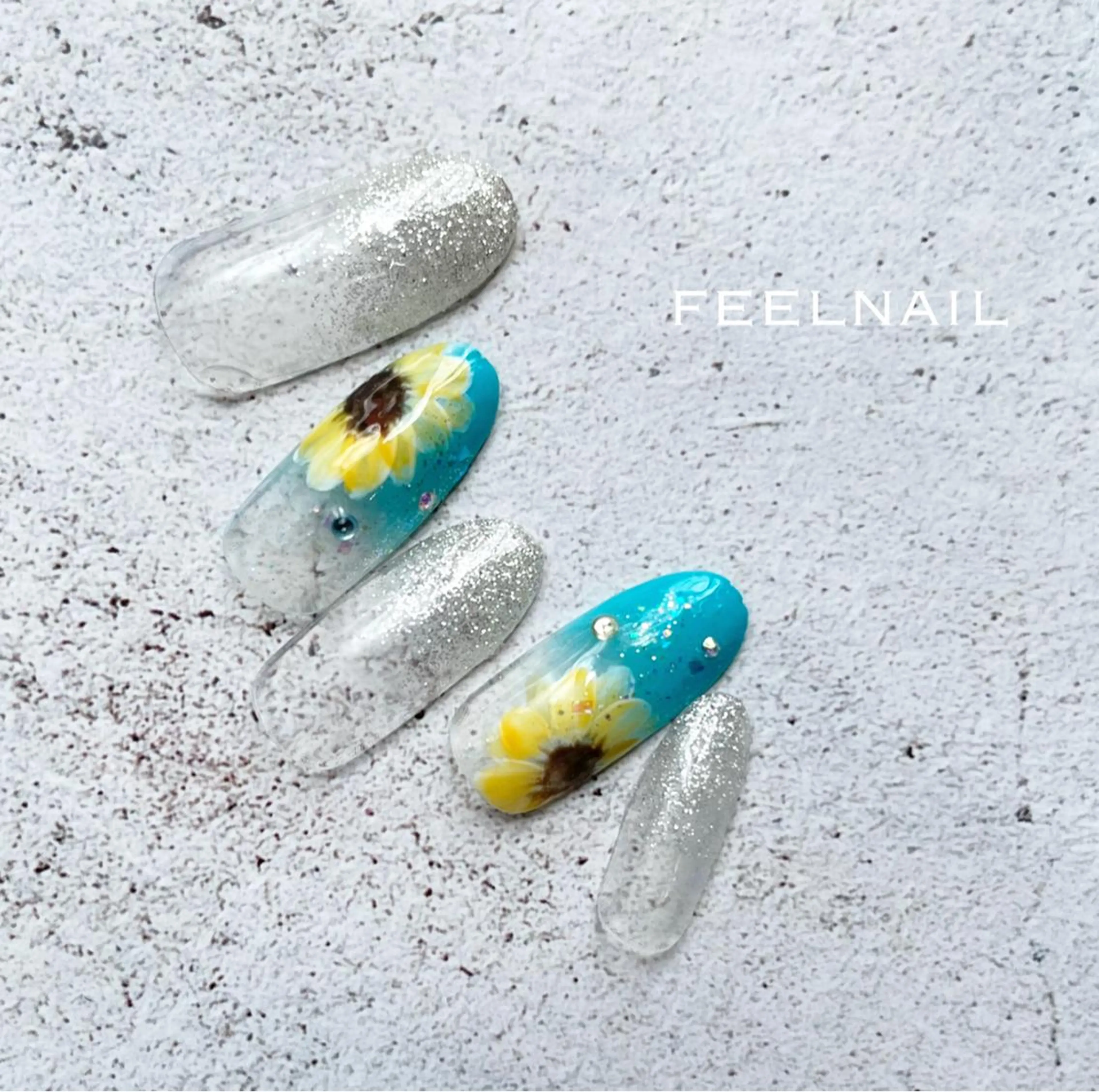 ネイル ブルー 近藤 あみのネイルデザイン