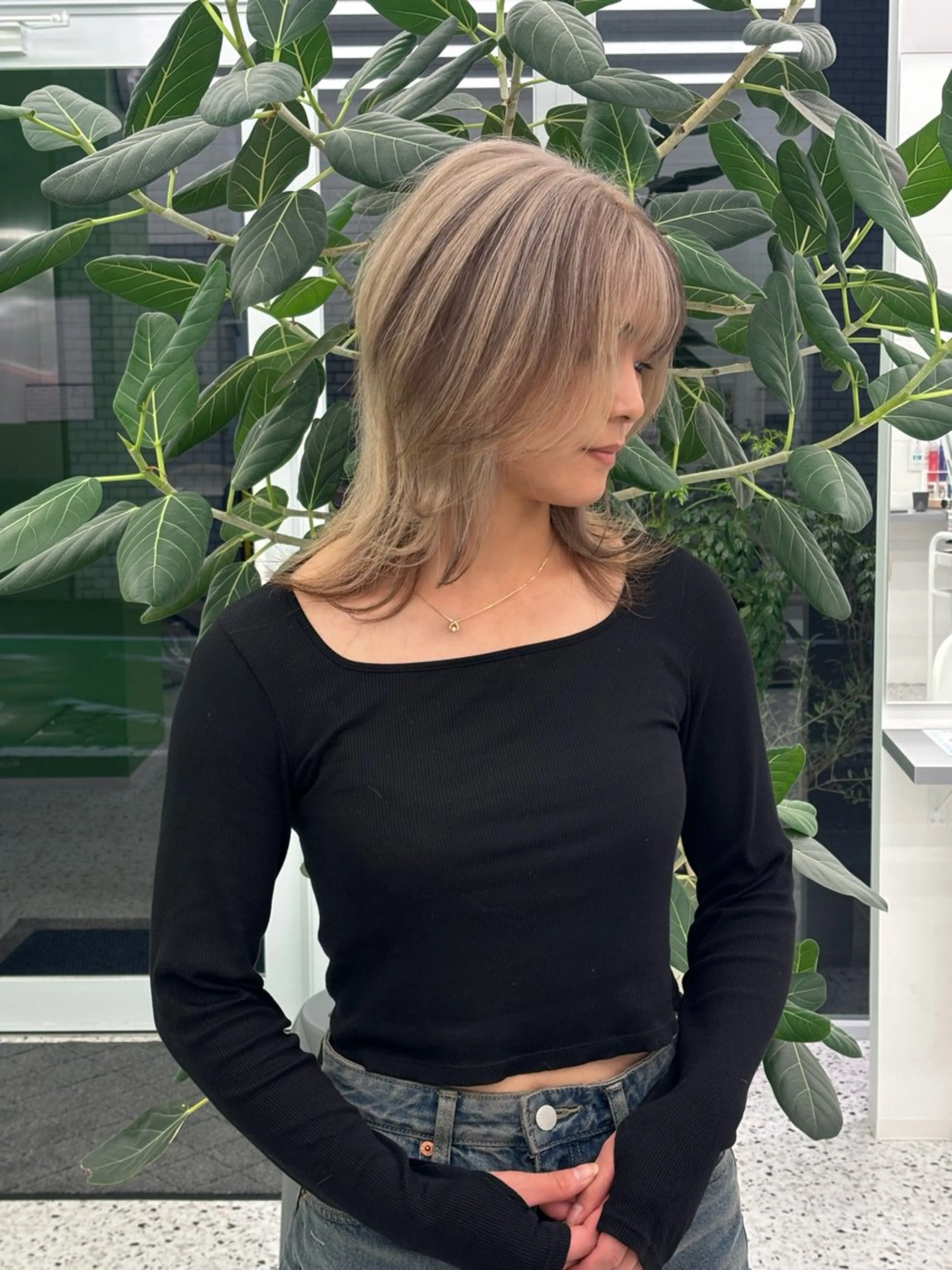 ミディアム カラー 掛川 瑠唯のヘアスタイル