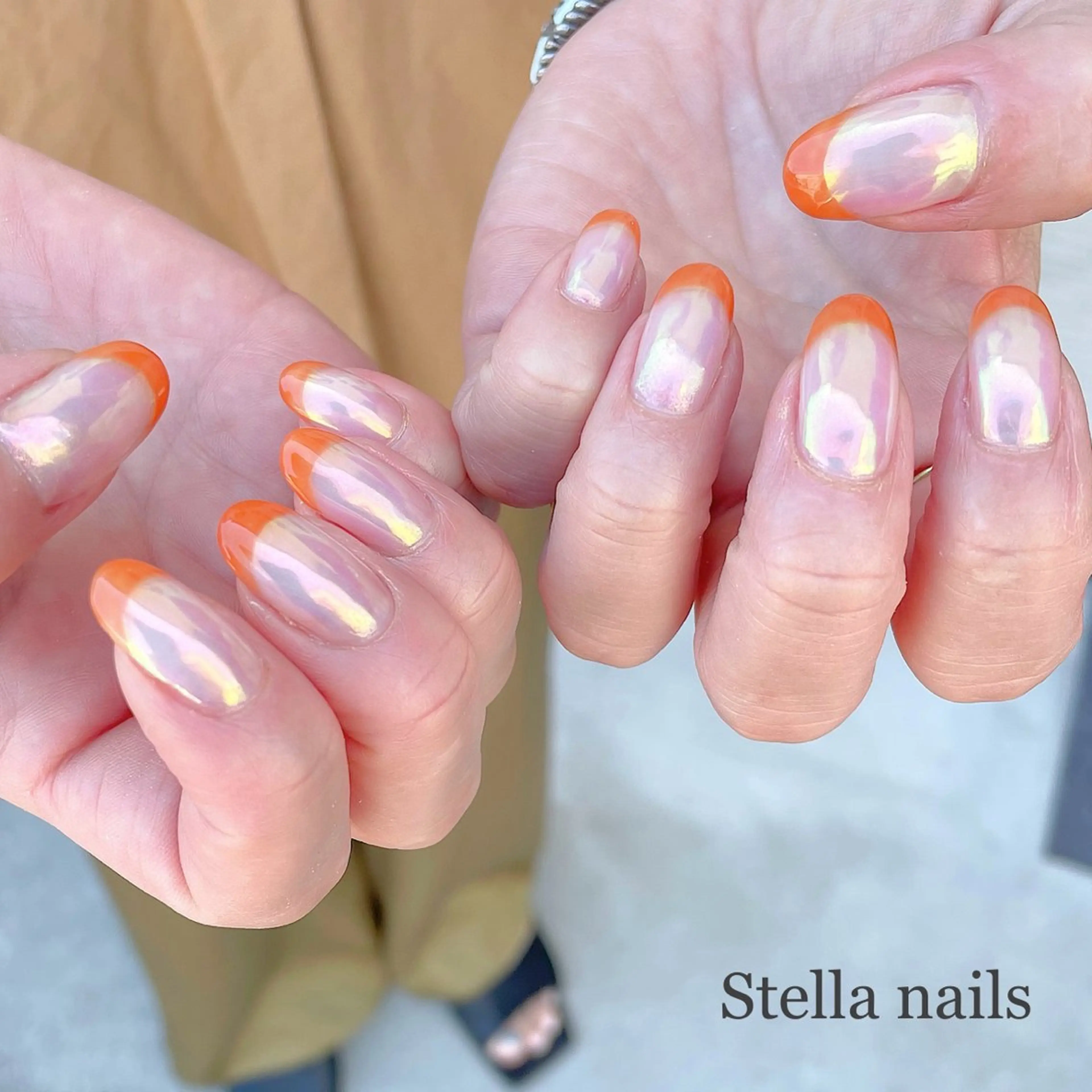 ネイル オーロラネイル フレンチネイル ミラーネイル Stella nailsのネイルデザイン