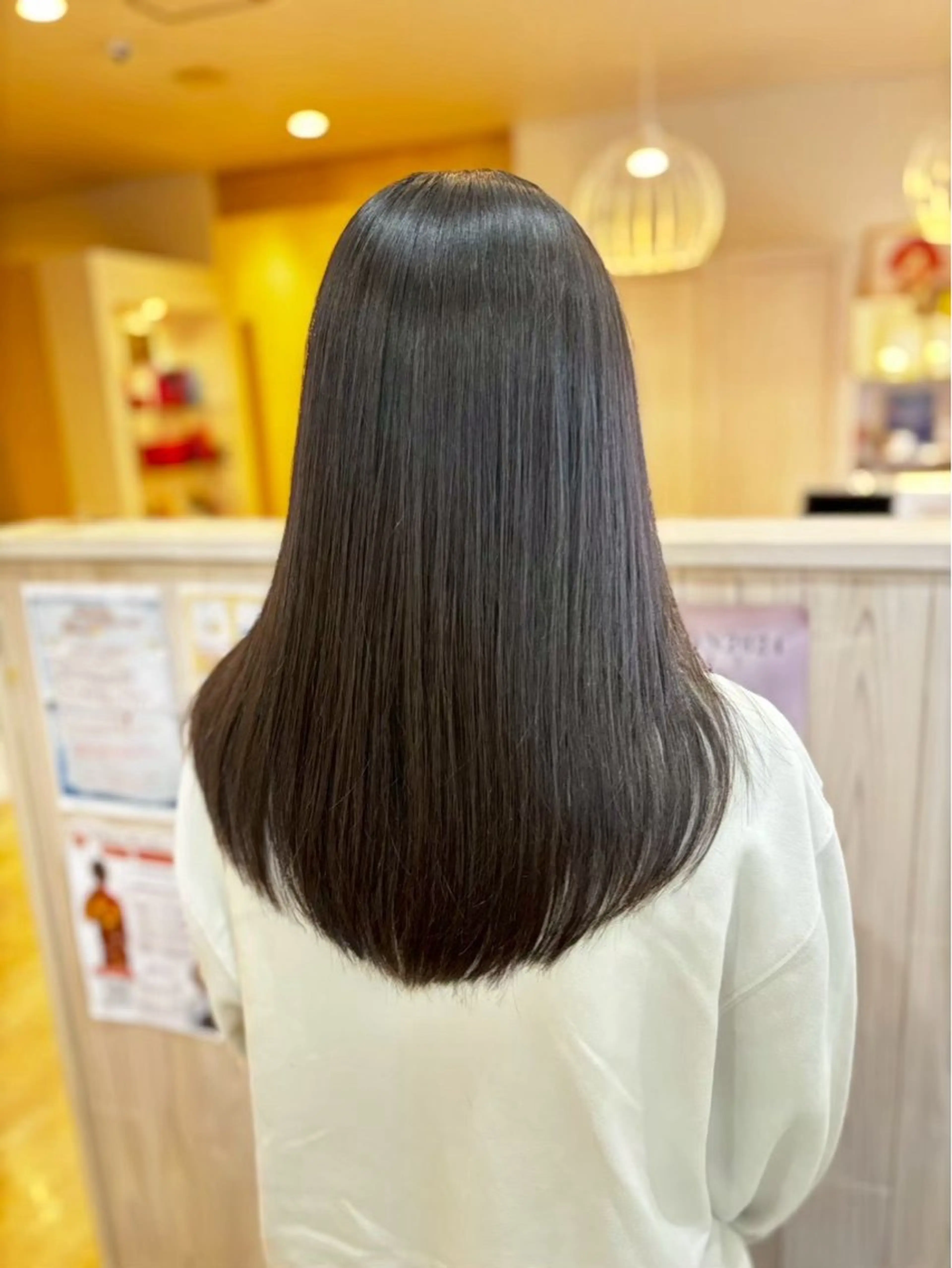 セミロング カラー adorableはなみずき店所属・adorable🌼 谷内美沙紀のヘアスタイル