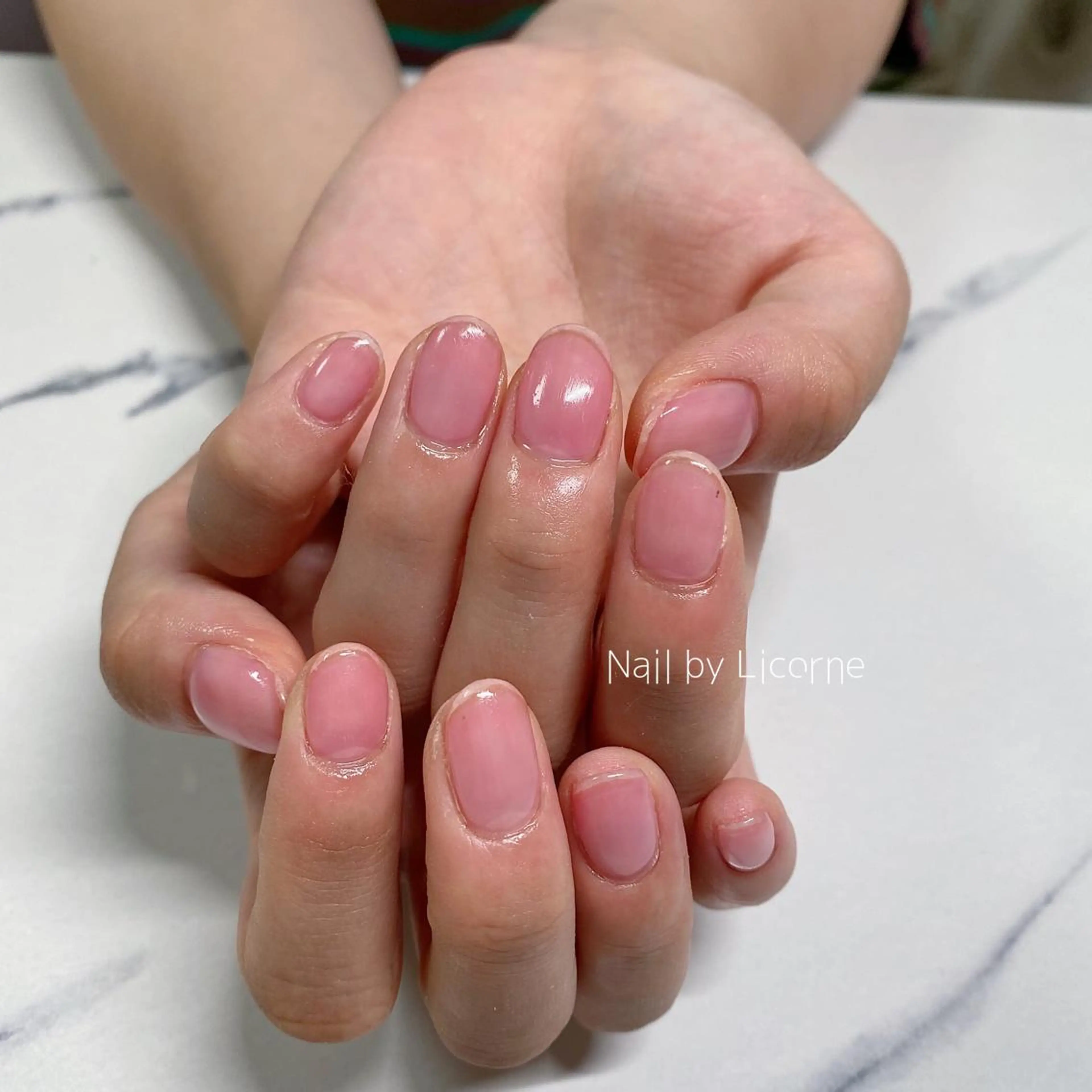 ネイル アートネイル オーロラネイル フレンチネイル 氷ネイル・うるうるネイル マグネットネイル ハンドネイル Nail by Licorneのネイルデザイン